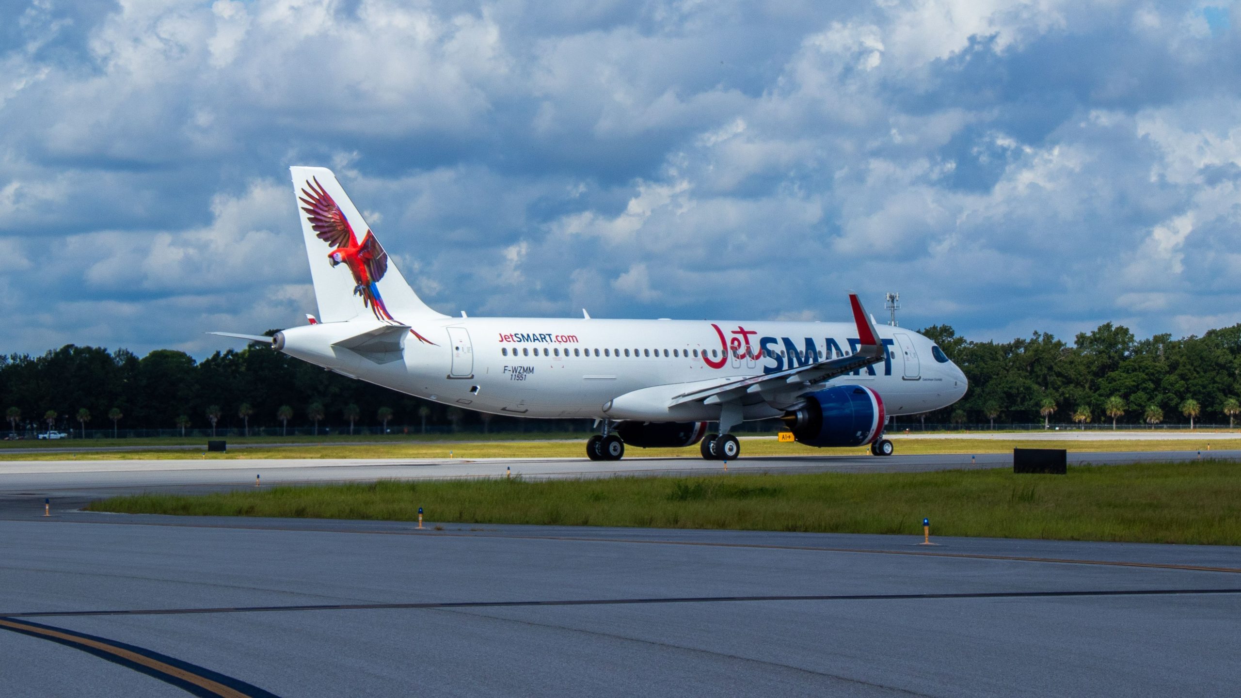 32の飛行機：Jetsmartはラテンアメリカ最大の超低コスト航空会社になります