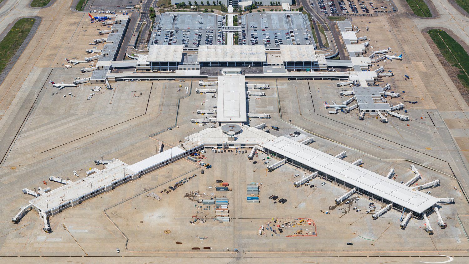 デルタ、サウスウエスト＆スピリット航空は、この春にメンフィスへの新しいフライトを発売します