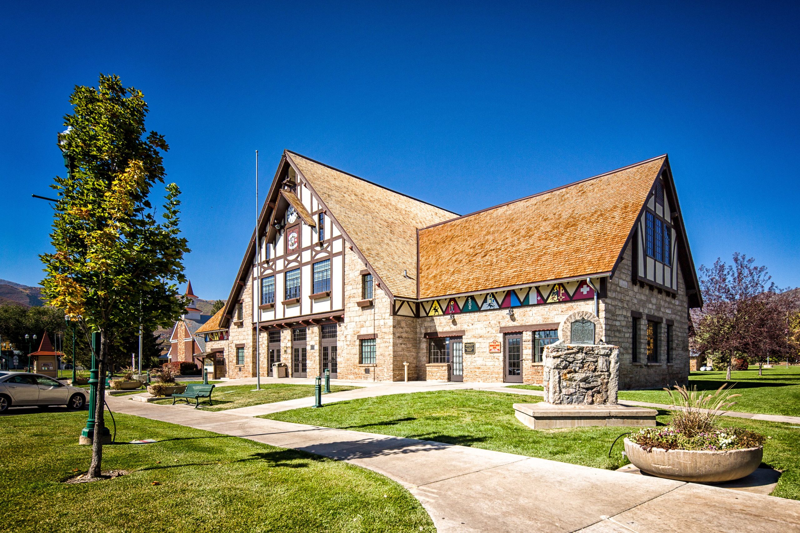 ユタ州の「アルプス」は、高い値札なしでスイスのシャレーのすべての贅沢を提供します