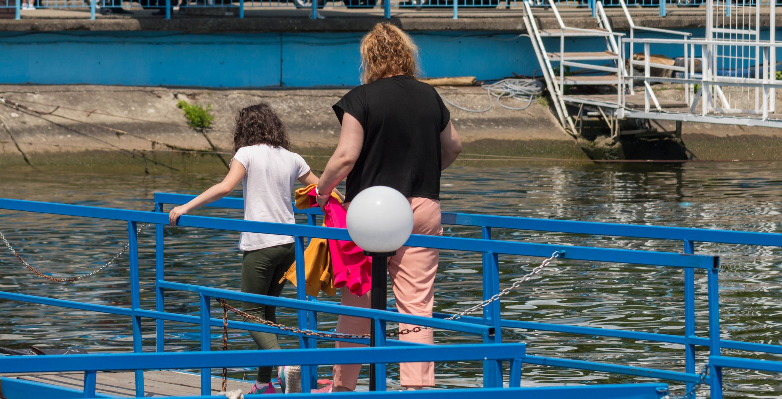 フェリードックギャングウェイがジョージア州のサペロ島で崩壊し、恐ろしい事故で7人を殺します