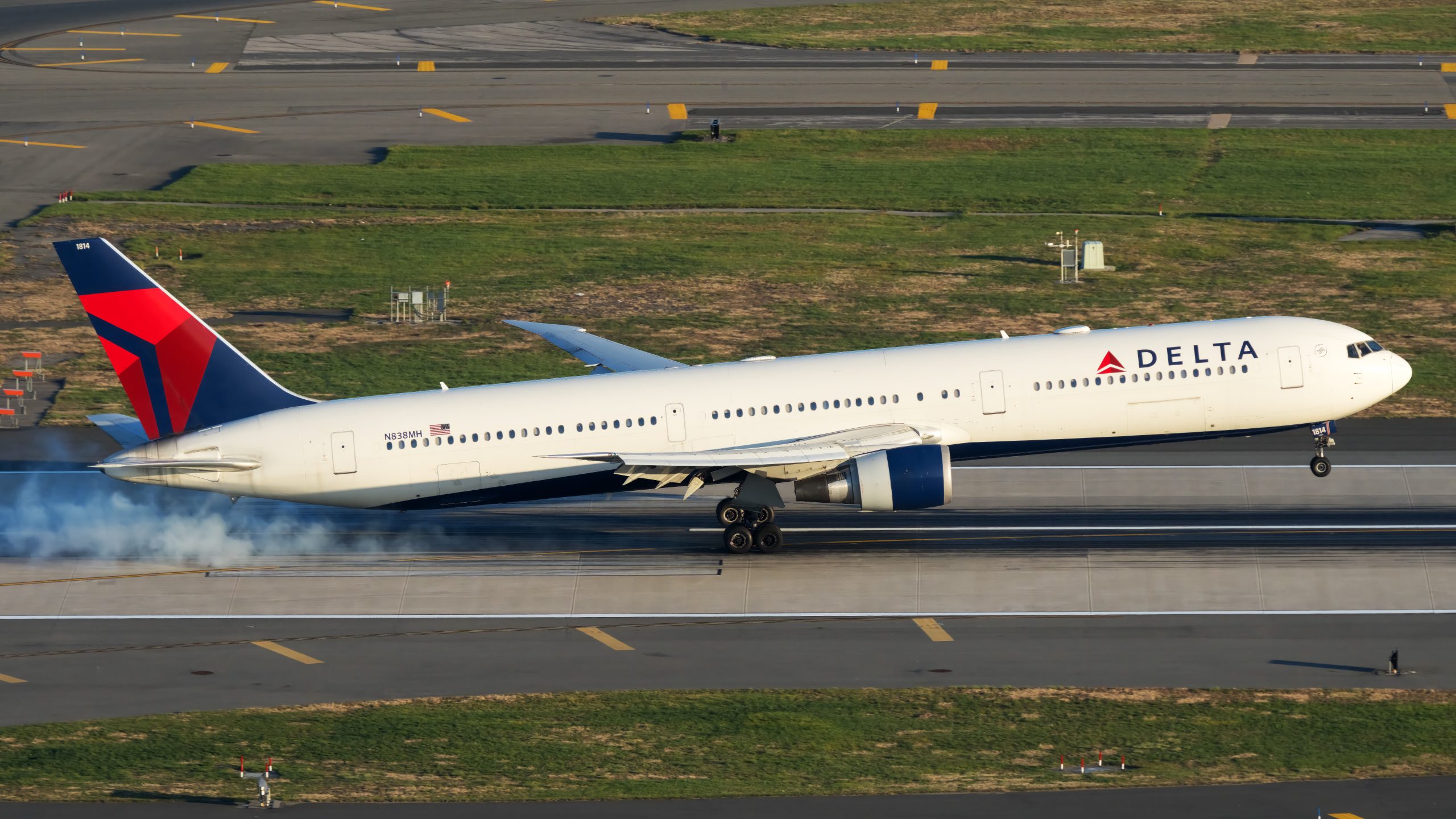 80％以上：これらは先月5つの最も時間厳守航空航空でした