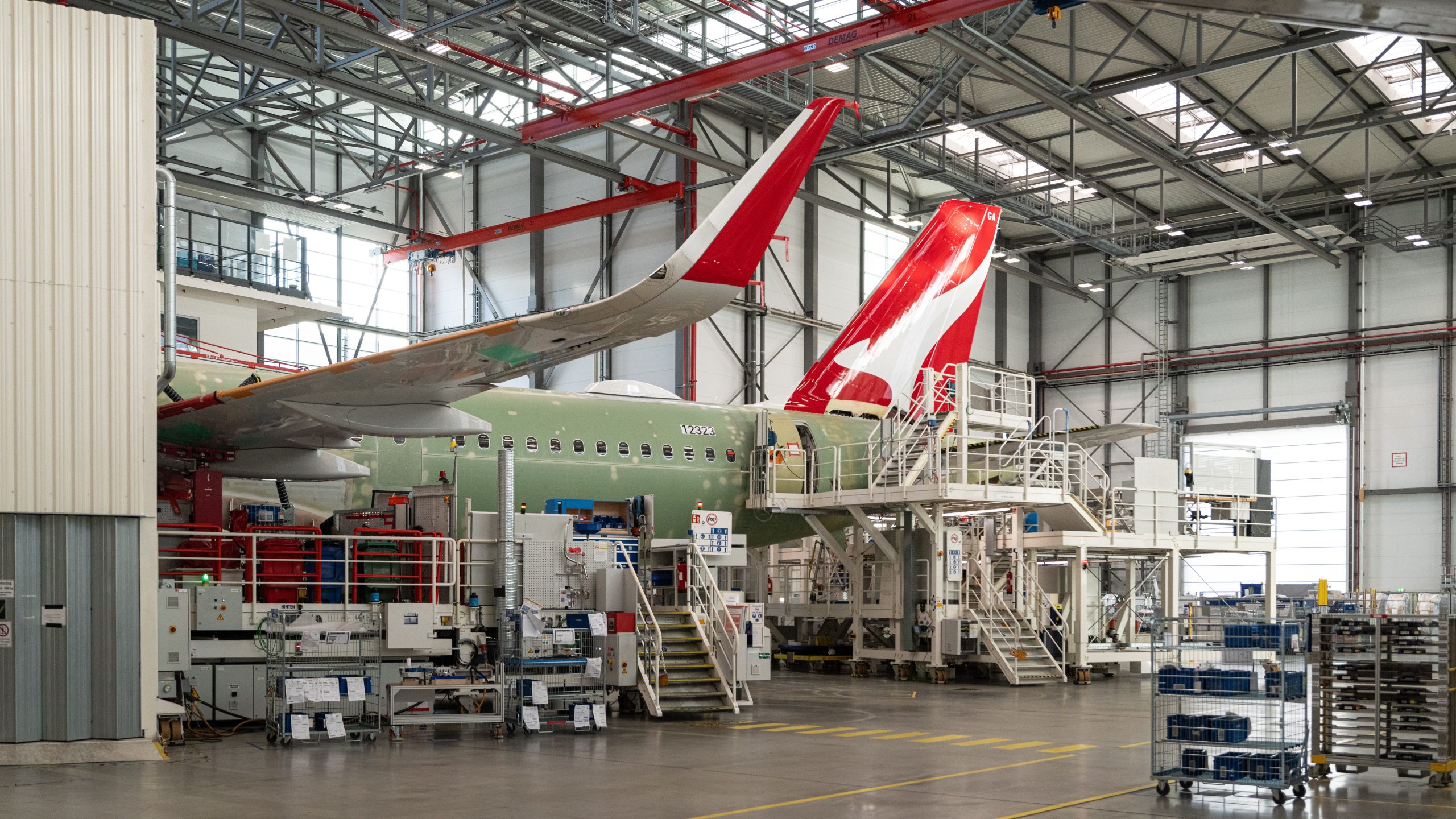 公開：最終アセンブリでのQantas First Airbus A321XLR