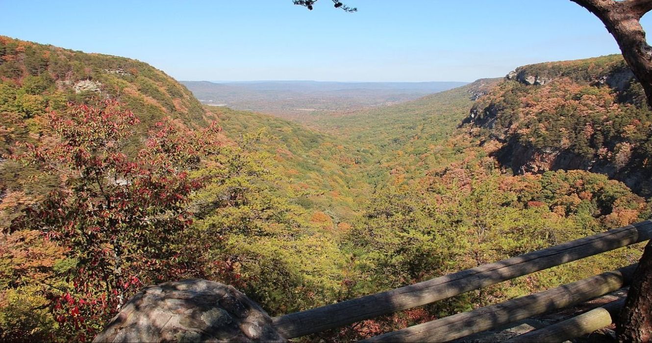 国立公園の雰囲気がある10の最高の州立公園ですが、より良い