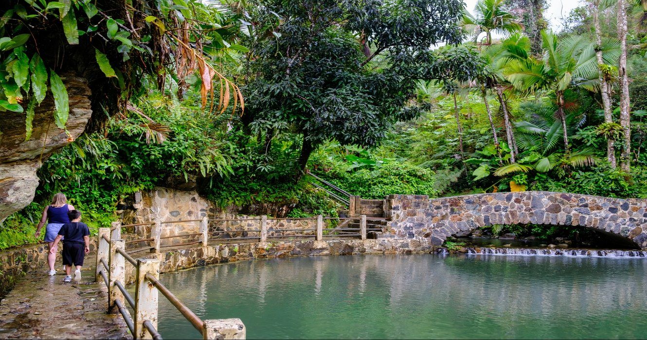 カリブ海でのみできるバケットリストのハイキ