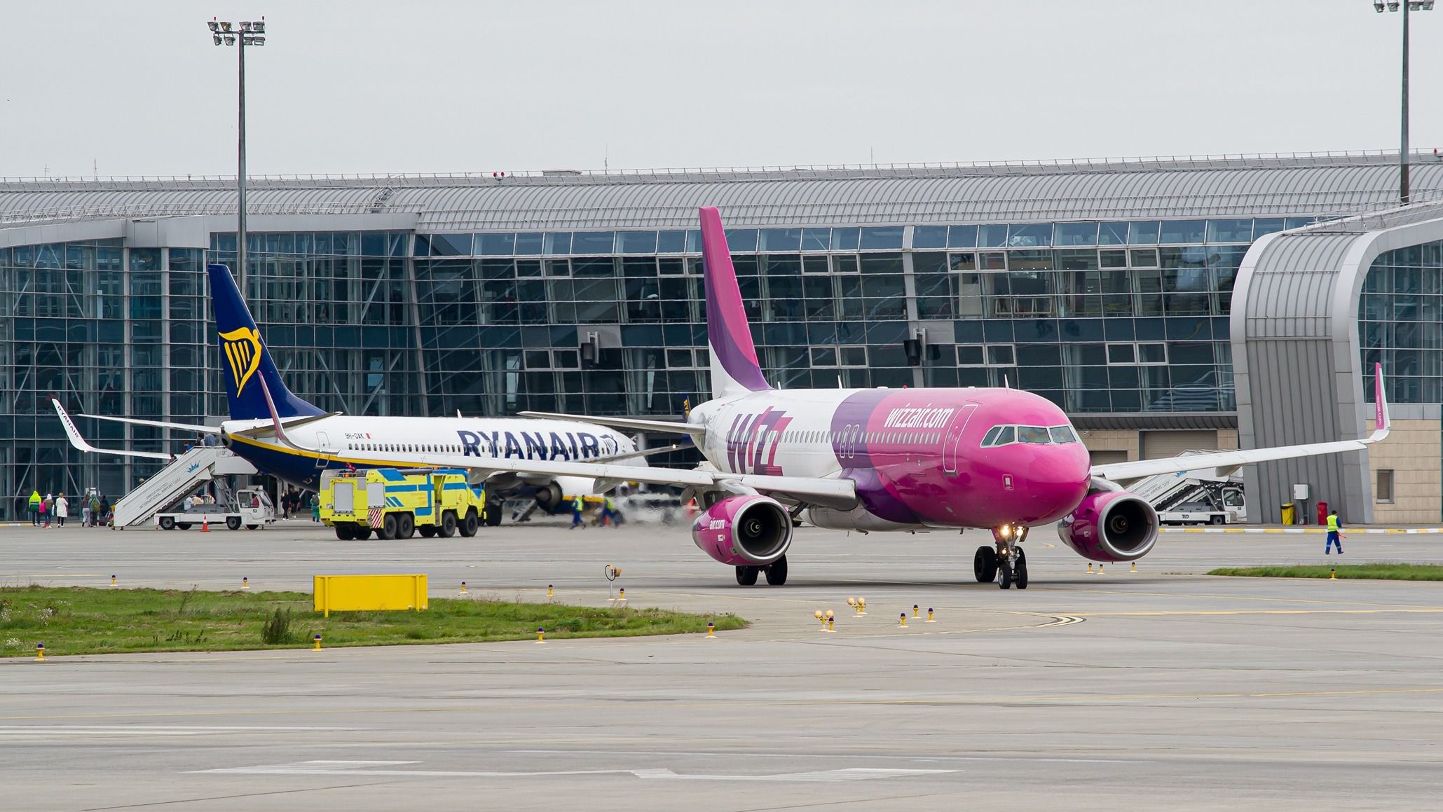 分析：オールドテックボーイング737＆エアバスA320飛行機は、狭い艦隊の70％を占めています