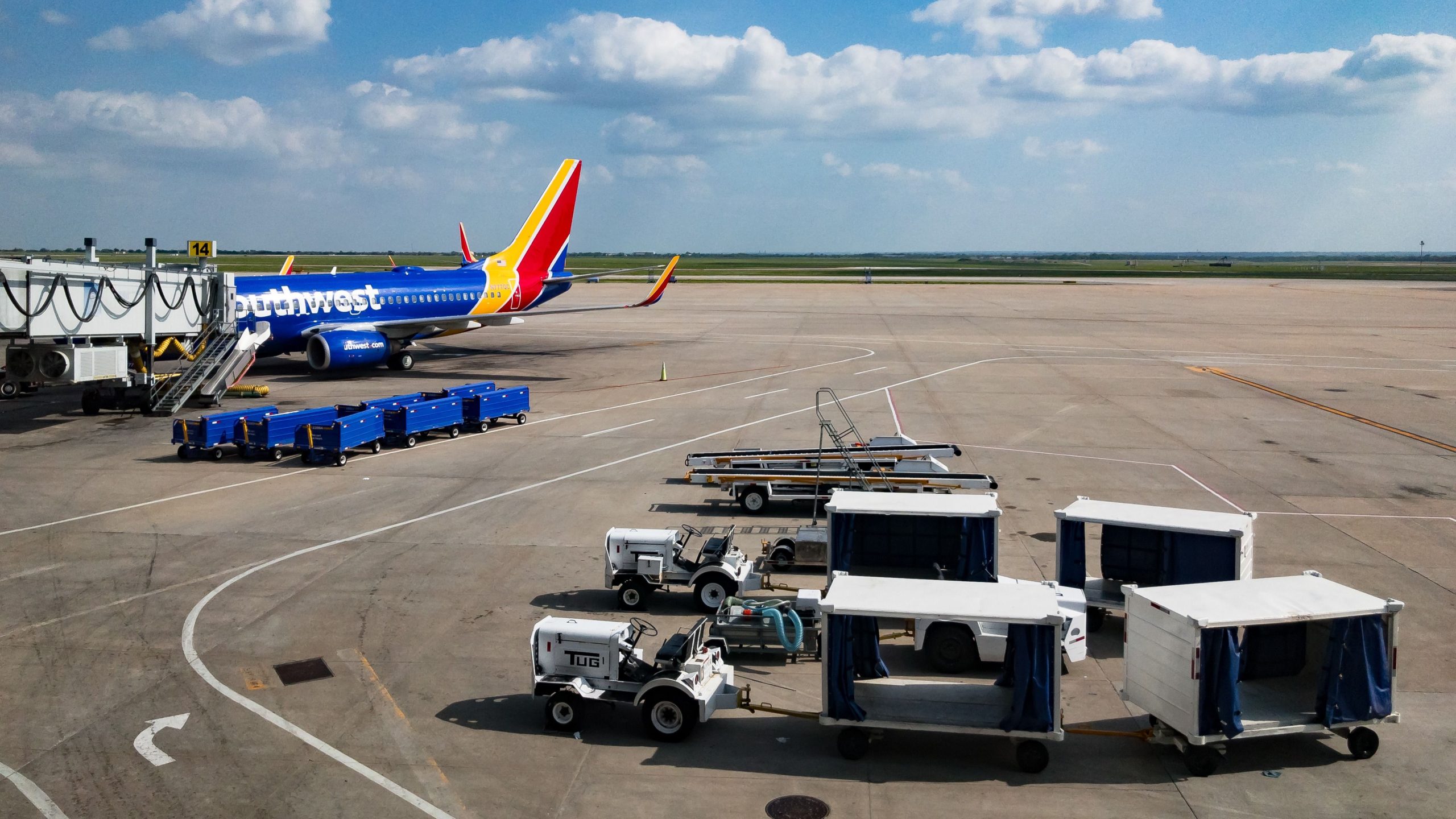 FAAは、米国で最も高い高層ビルがフライトにとって「危険」になると述べています