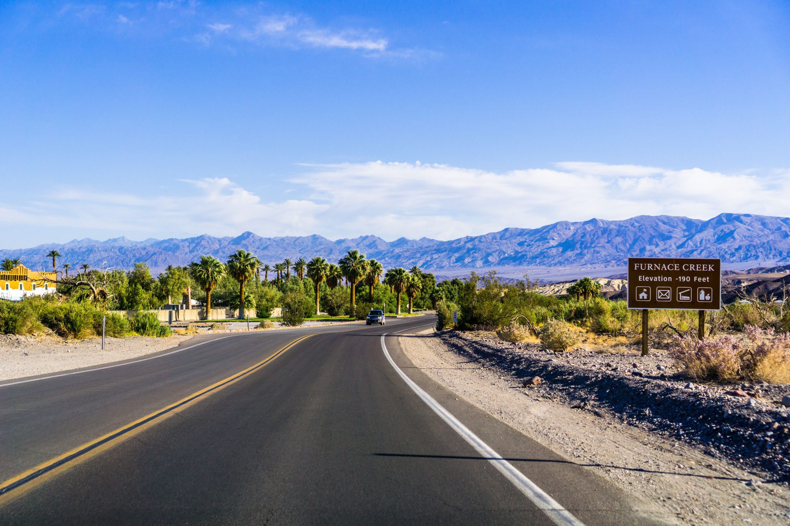 カリフォルニア国立公園近くの7つのかわいい小さな町