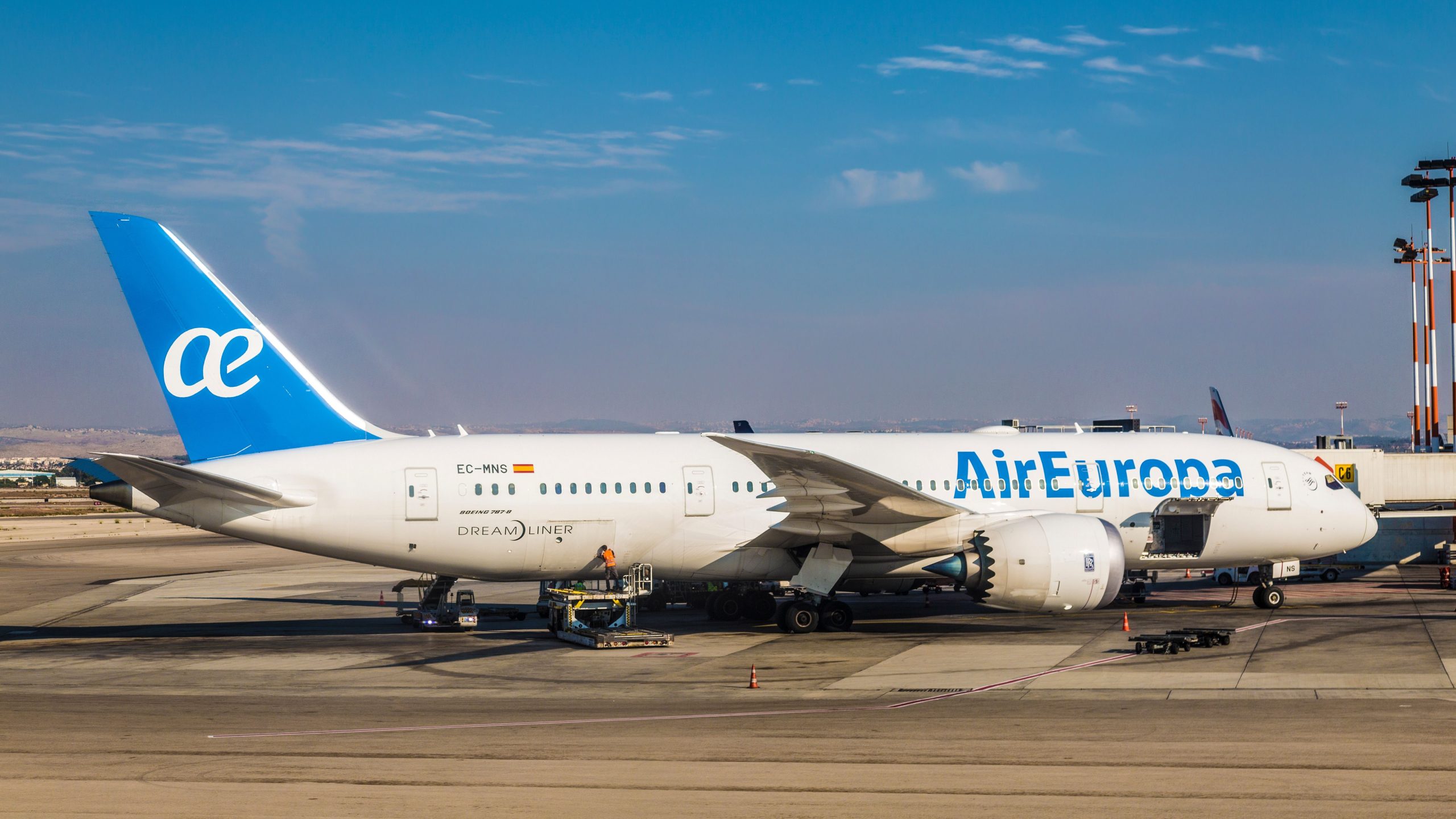 ルフトハンザの目は、エアバルティック＆イタ航空の投資後のエアロイパの20％の持分