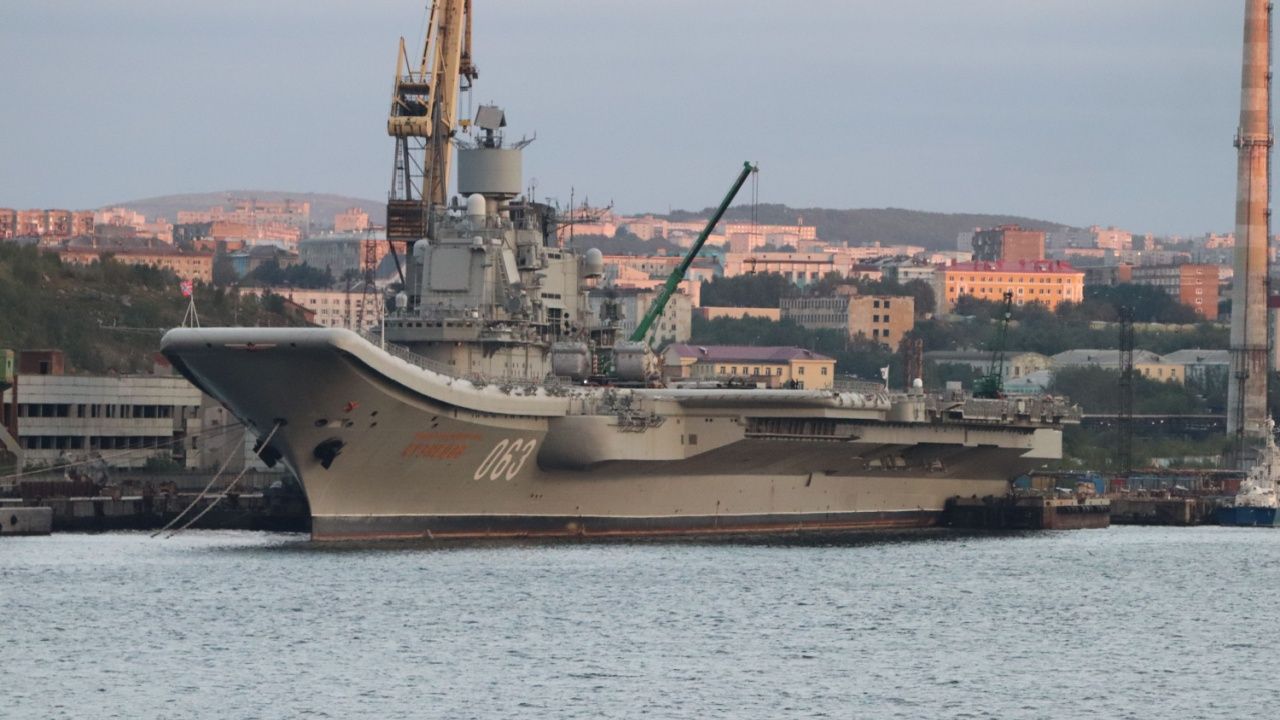 ロシアの航空機の運送業者は二度と航海しないかもしれません：その戦闘機はどうなりましたか？