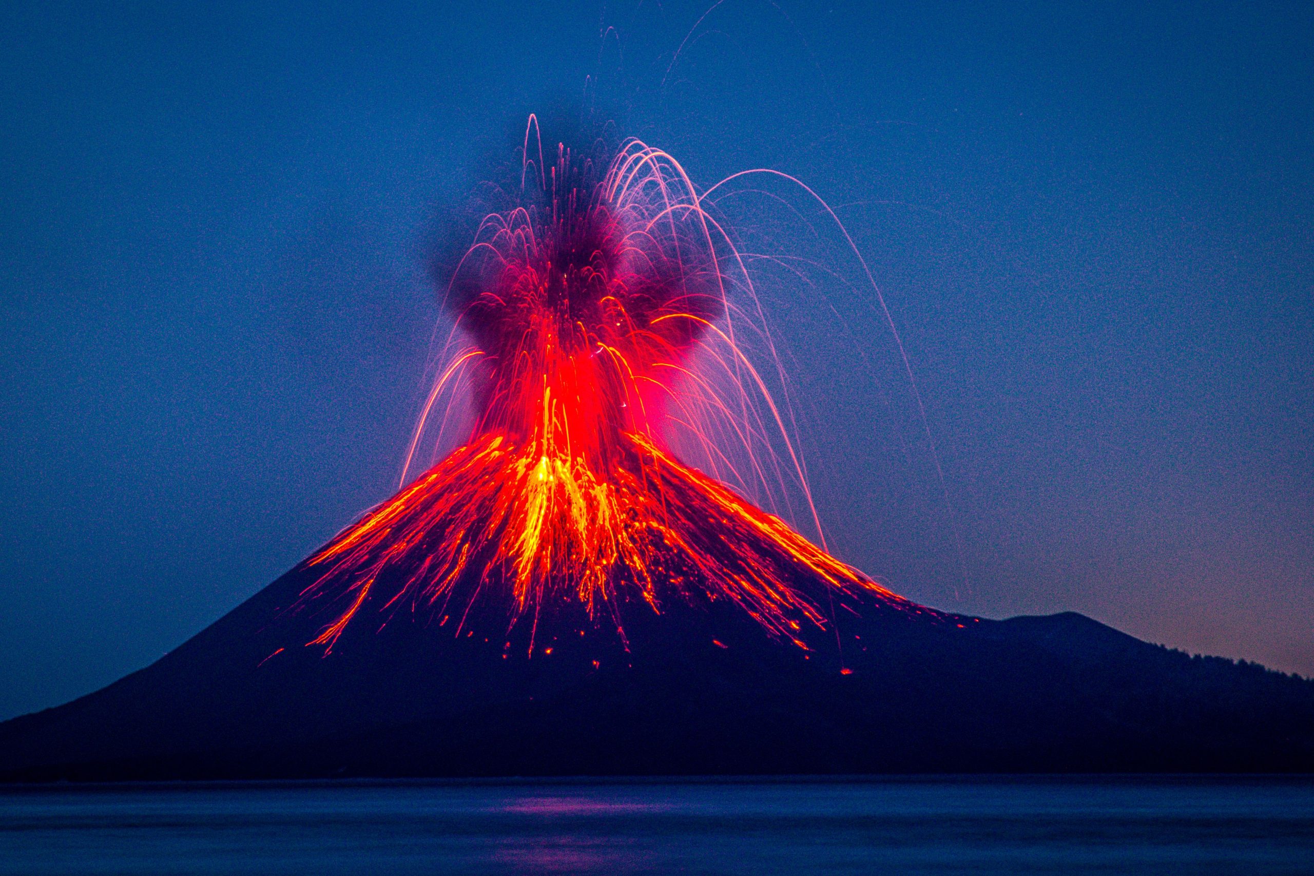 音は非常に大きく、それが地球を4回丸で囲みましたが、どこから来たのでしょうか？