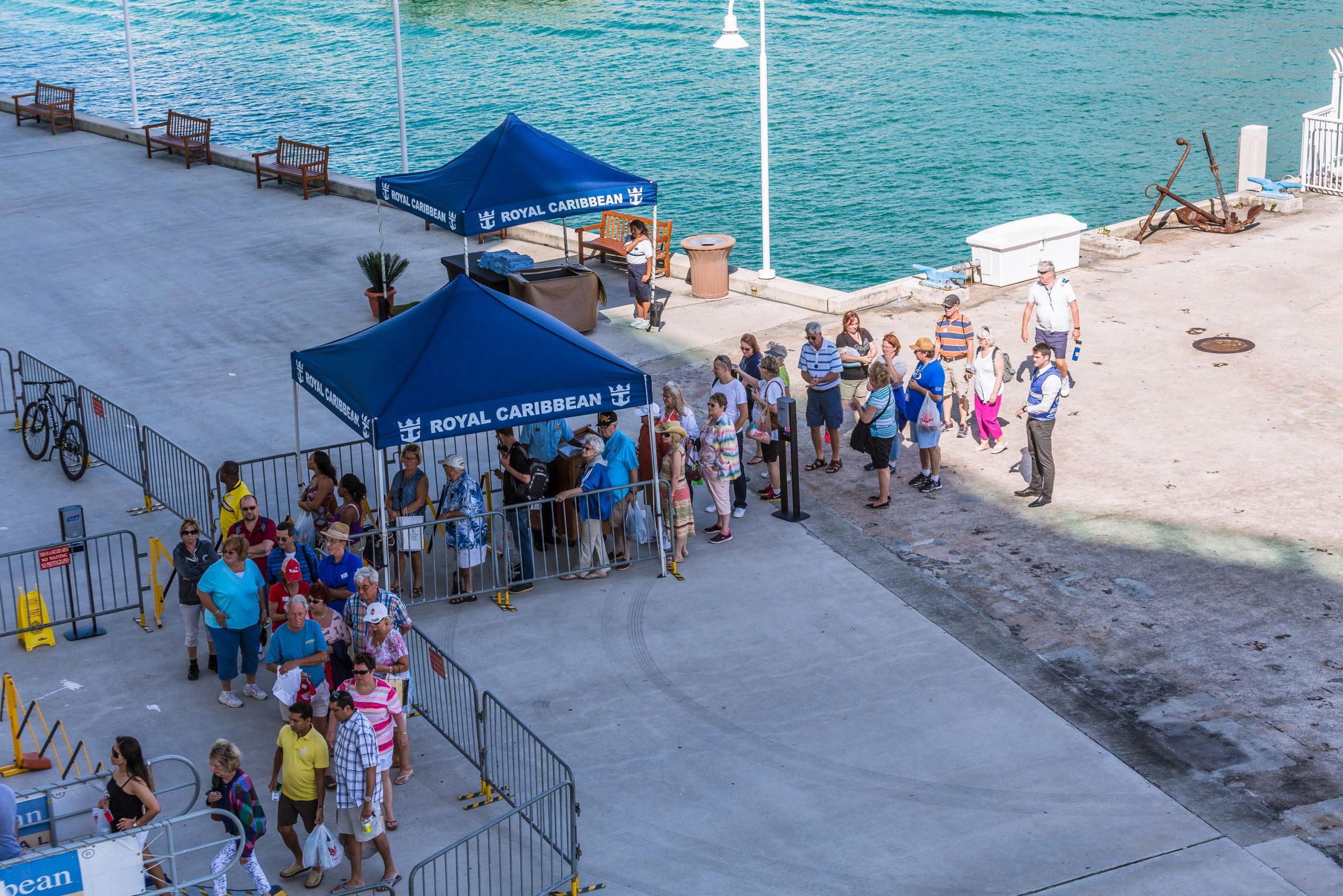 ロイヤルカリビアンゲストは、人気の目的地での遠足について米国政府から警告を受けています