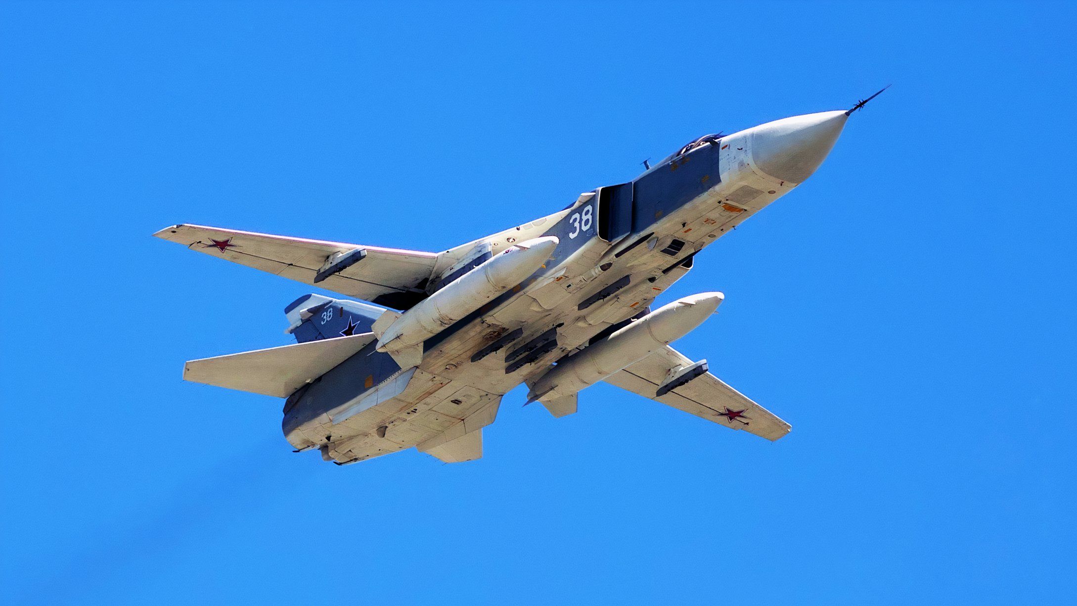 ロシアのSU-24戦闘機がスウェーデンの空域に違反しています