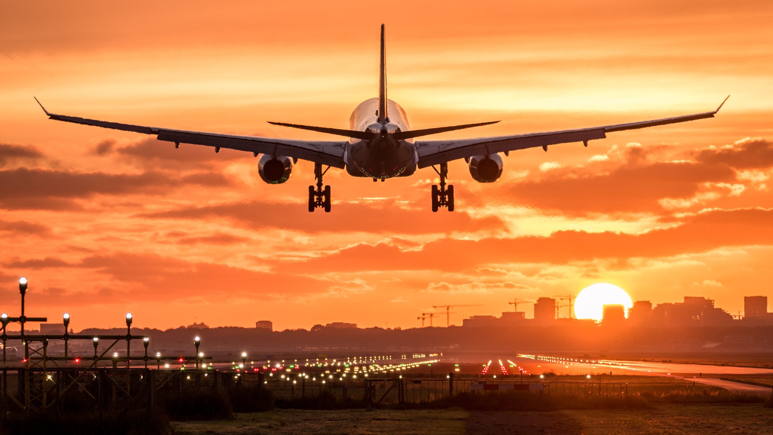 JustFly.comは、2024年のよりスマートな旅行のためのヒントを共有しています