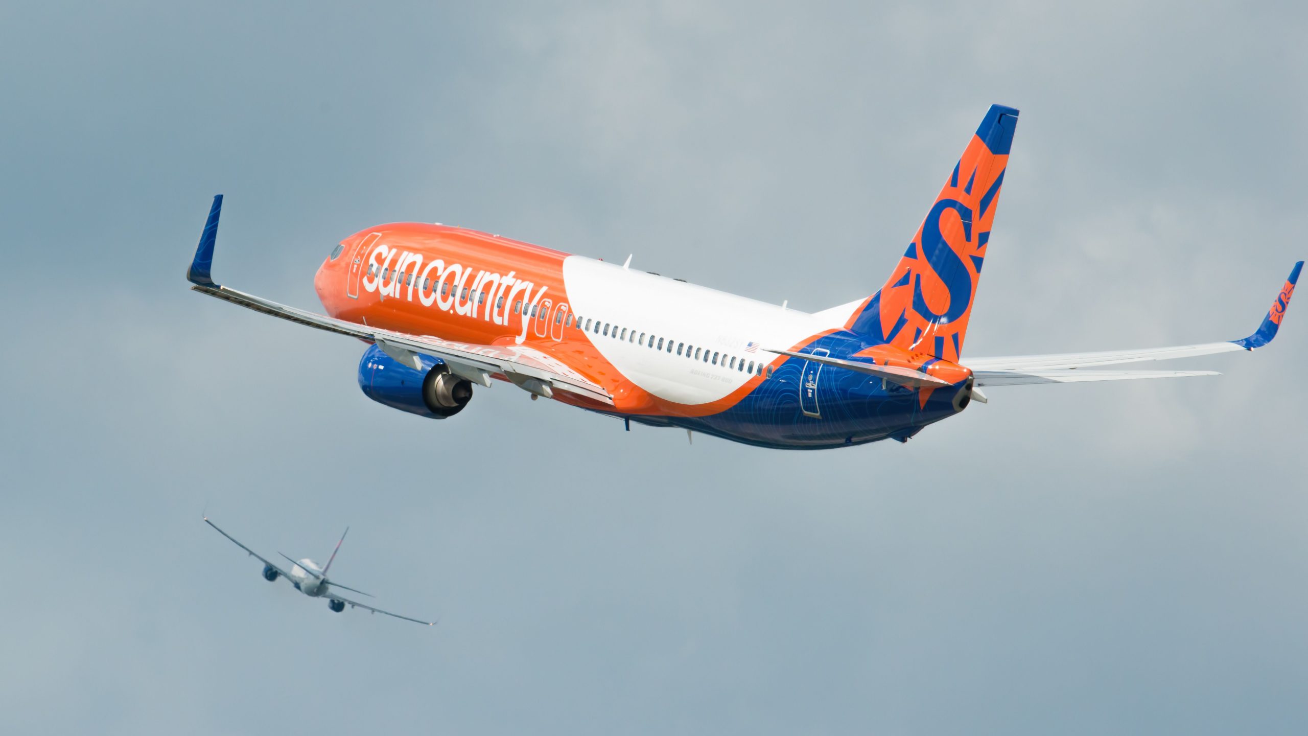 多くの米国航空会社と同様に、サンカントリーはバッグ料金を引き上げています