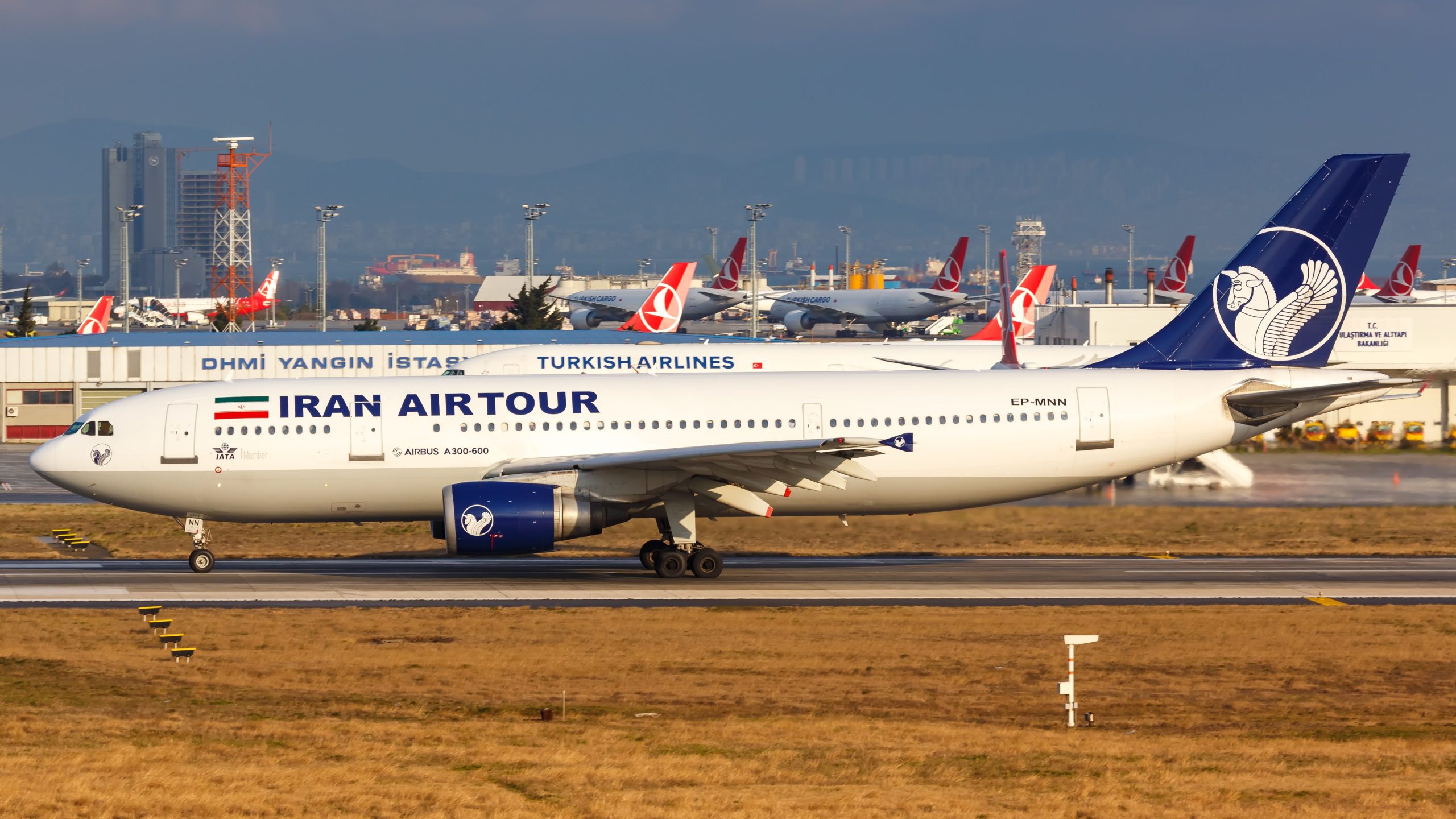 自分でやりますか？イランは独自のエアバスとボーイングの航空機部品の生産を開始します