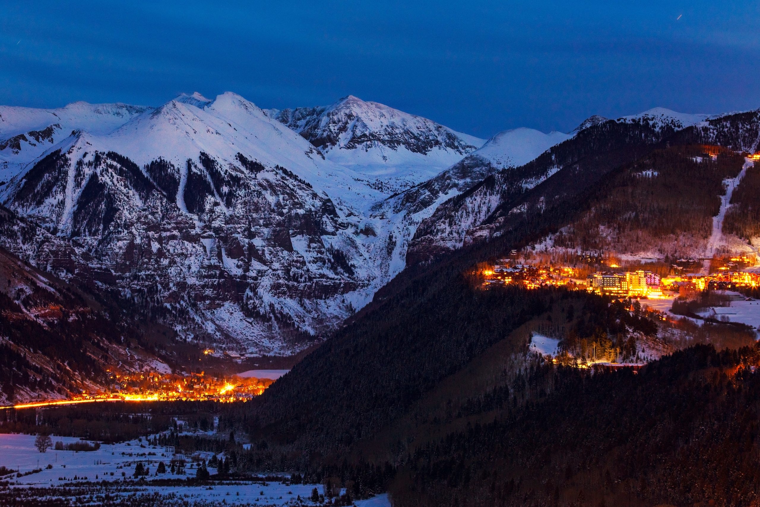 コロラド州で最も風光明媚なマウンテンタウンは、アスペンよりも良いスキーリゾートです