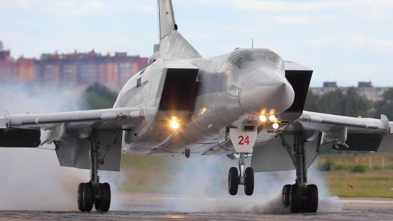 ロシアは別の爆撃機を失いました：シベリアでのTU-22M3クラッシュ