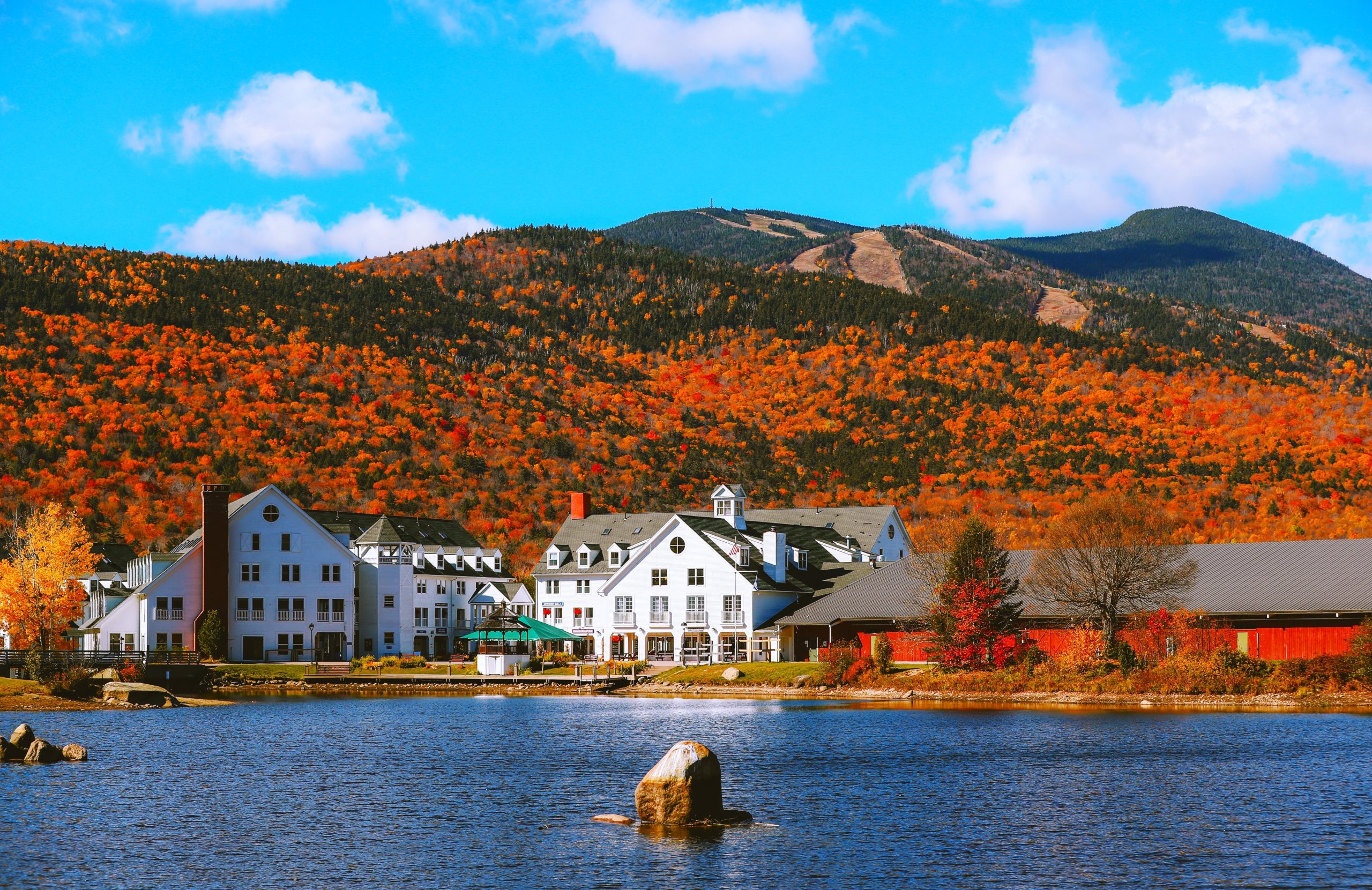 ニューイングランドのこの小さなマウンテンスキーリゾートの目的地には安い25ドルのチケットがあります