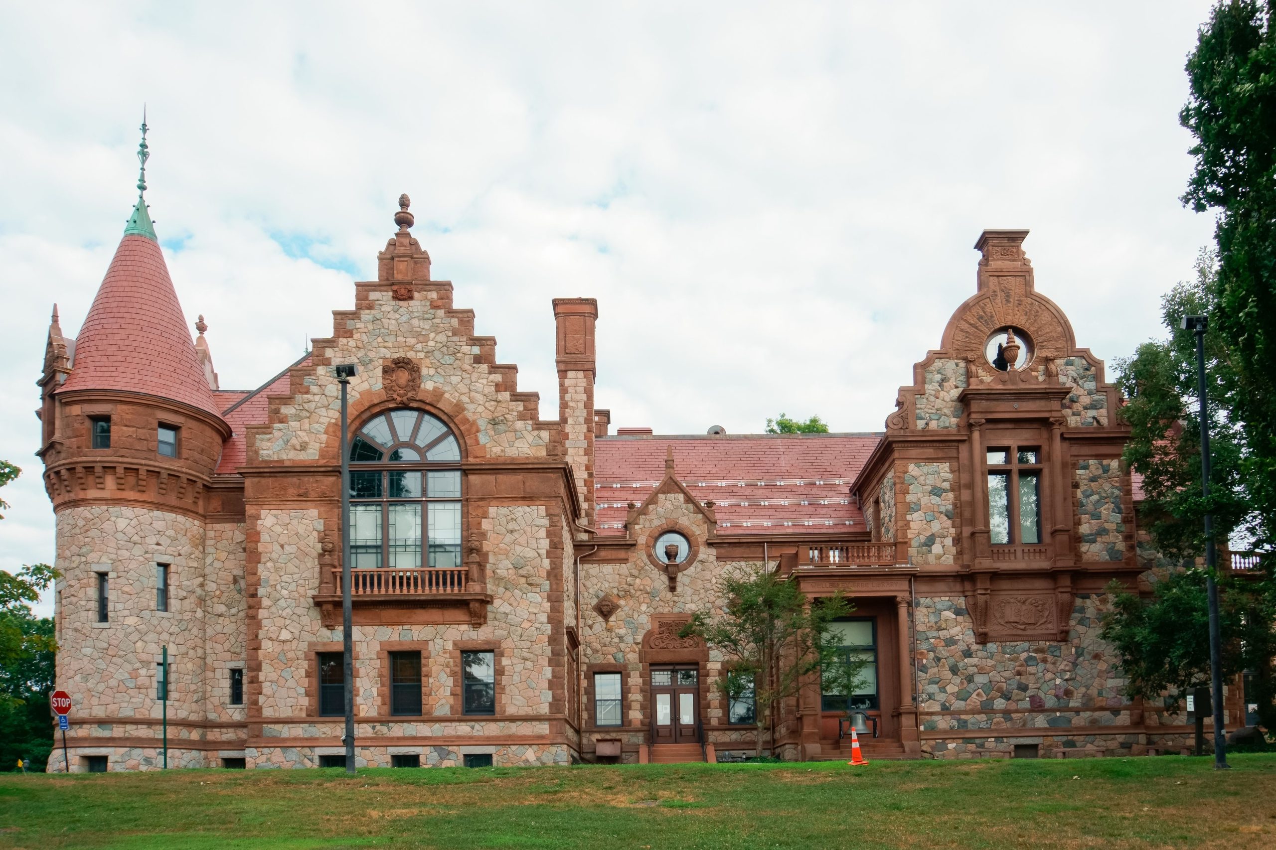 7ボストンのすぐ外にある最も愛らしい小さな大学の町