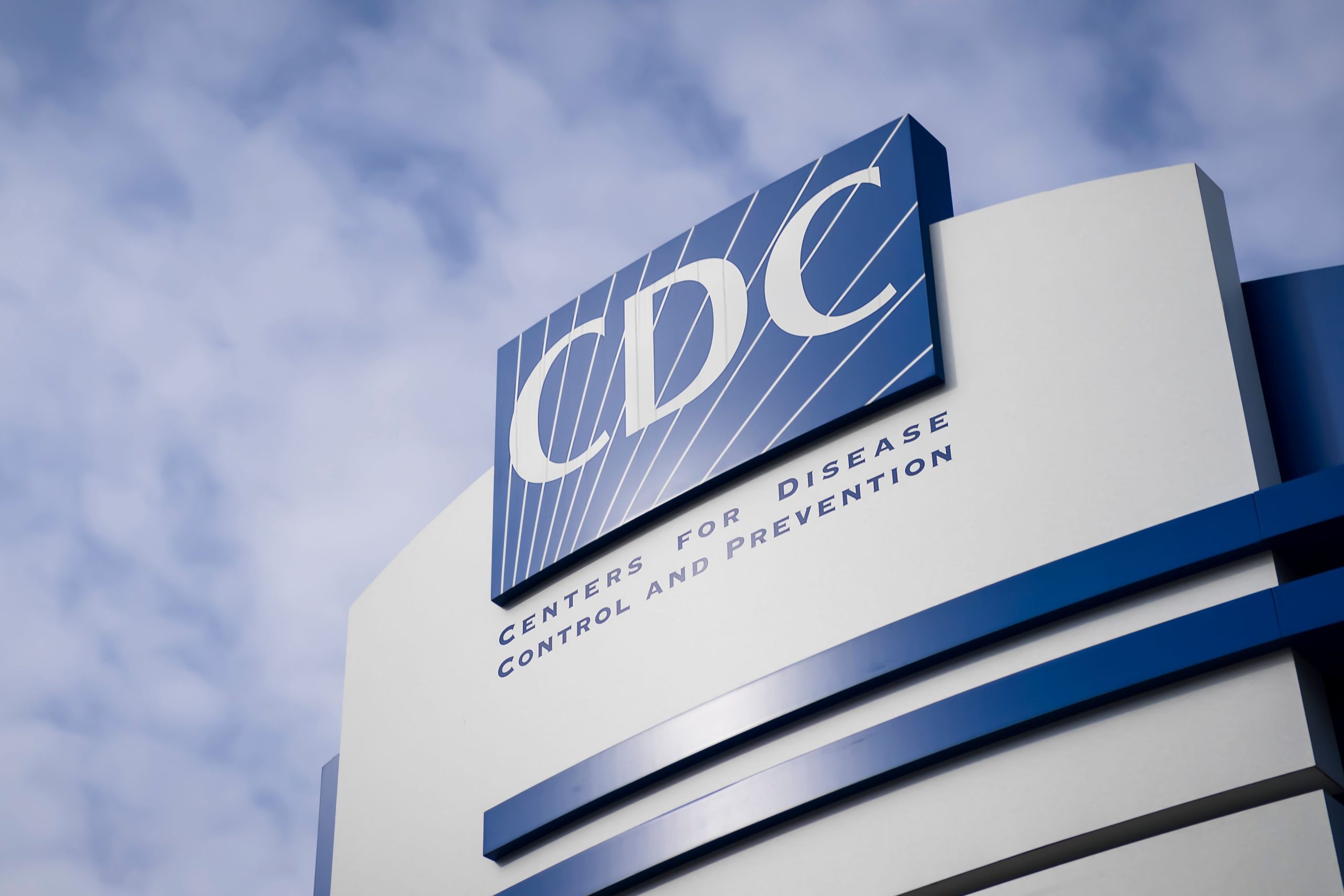 CDCは、大量のレイオフの中で、申し立てクルーズ船の清潔さのチェックを終了するために拍手します