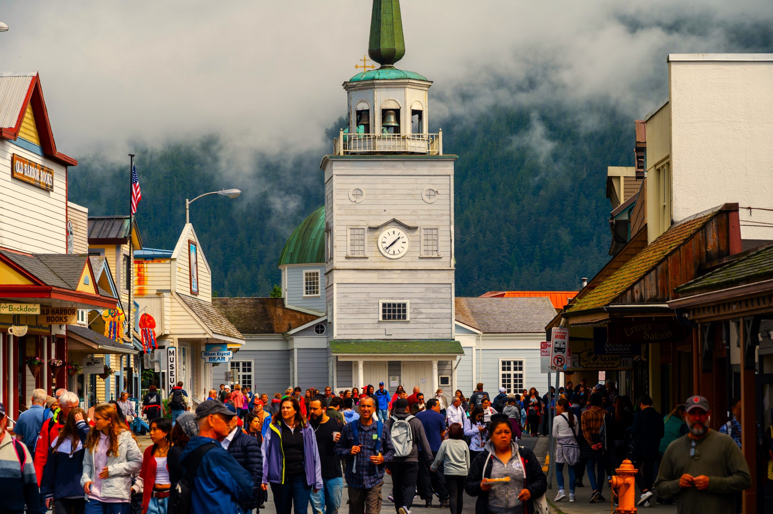 クルーズ観光を制限することで選挙を開催する人気のアラスカの町