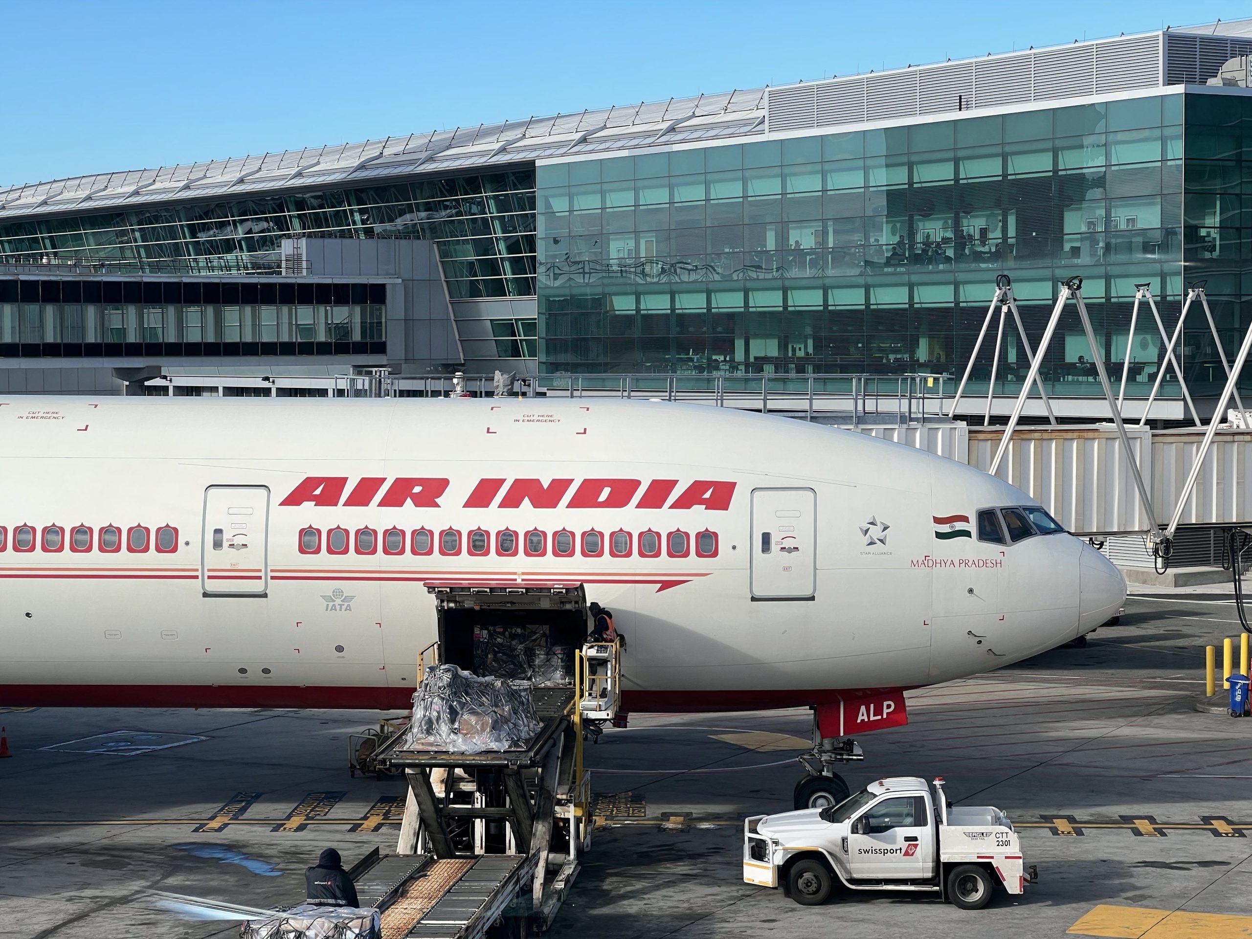 最大4時間長い：エアインディアはパキスタンの空域の閉鎖により米国のフライトをそらします