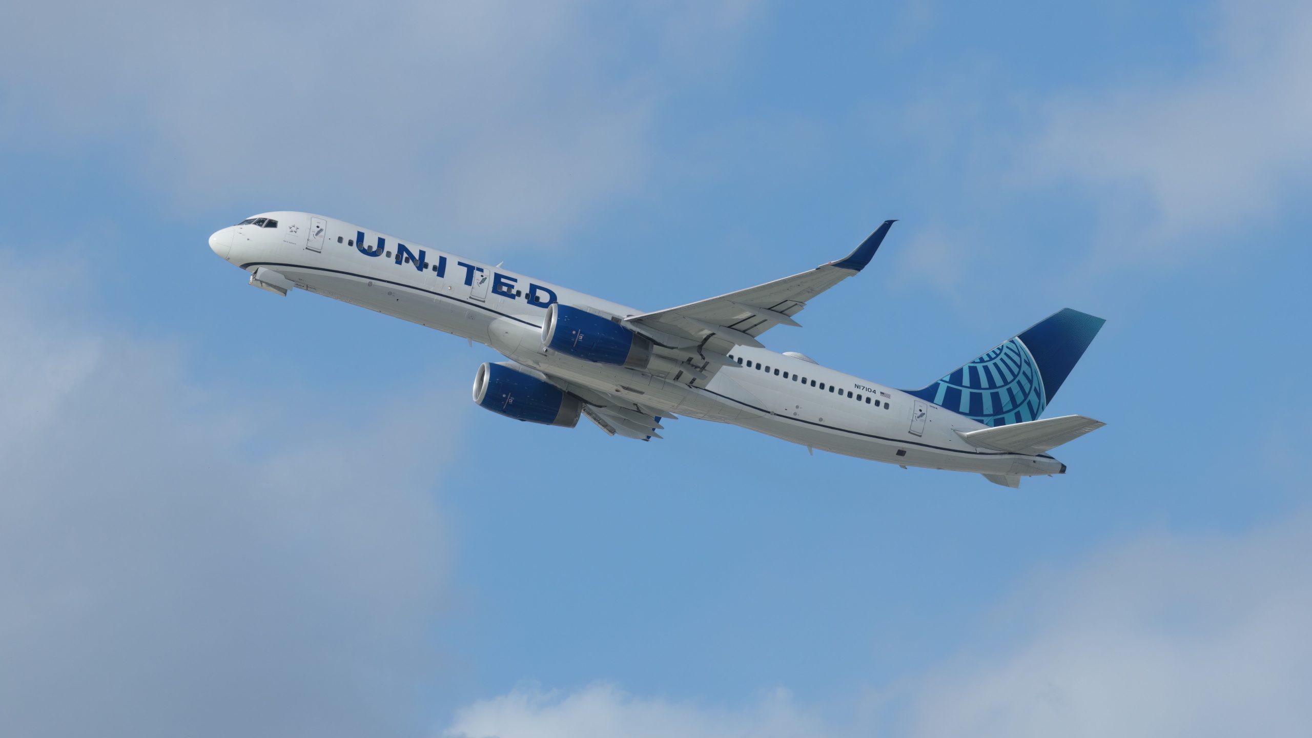 ユナイテッド航空は、民主党全国大会中にワシントンDCシカゴルートでボーイング737最大8Sおよび757-200Sをスケジュールします