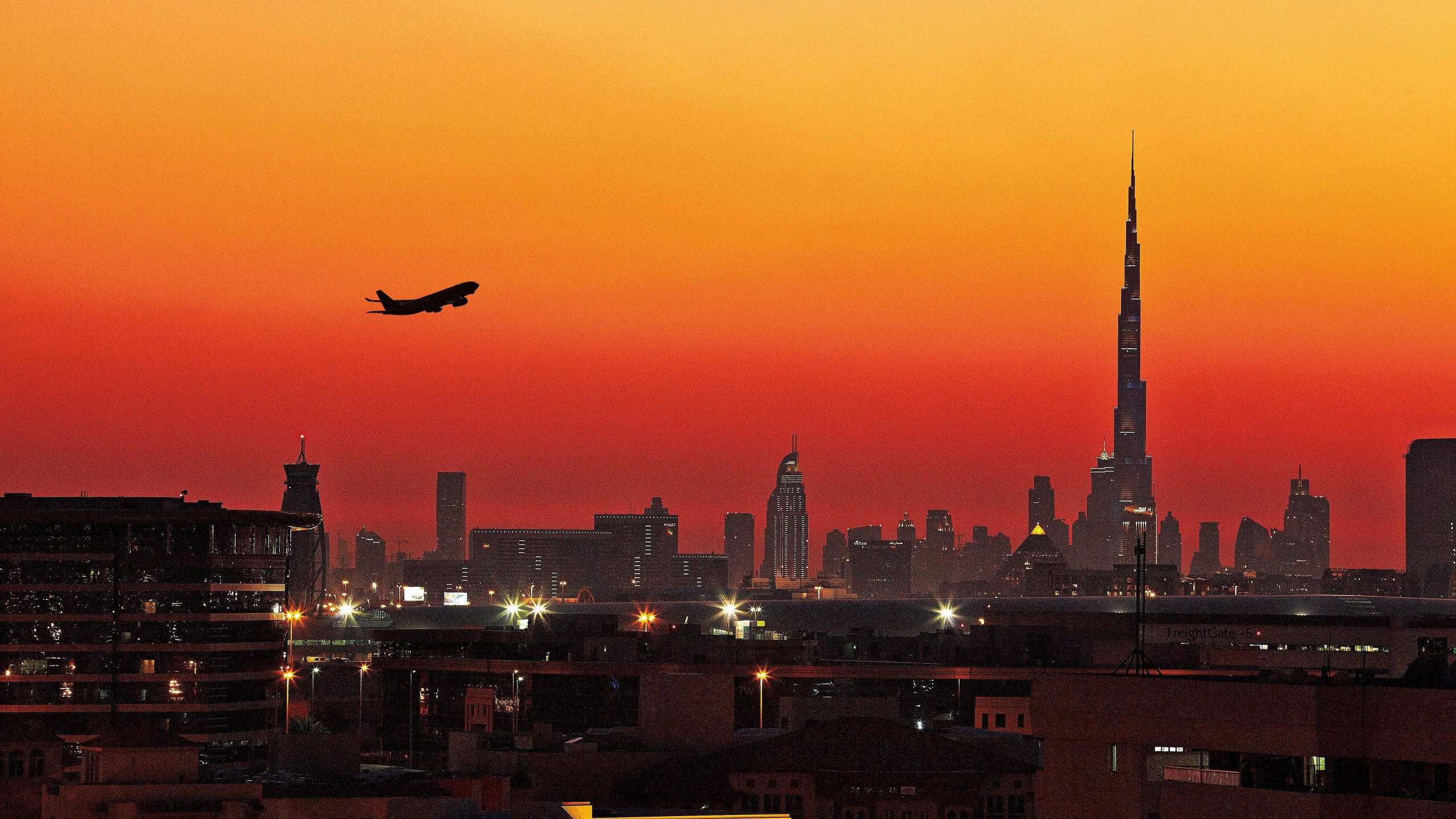 エミレーツ＆フライドバイだけでなく：今年ドバイから最も多くのフライトを持つ非UAE航空会社