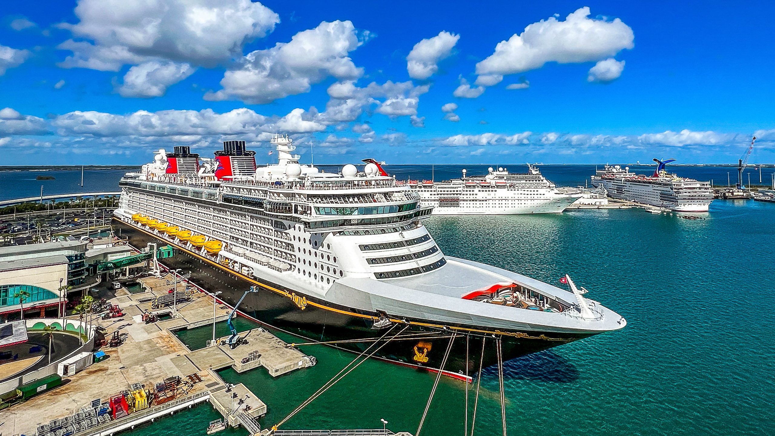 ロードトリップをスキップして、代わりにディズニーへのクルーズに行く