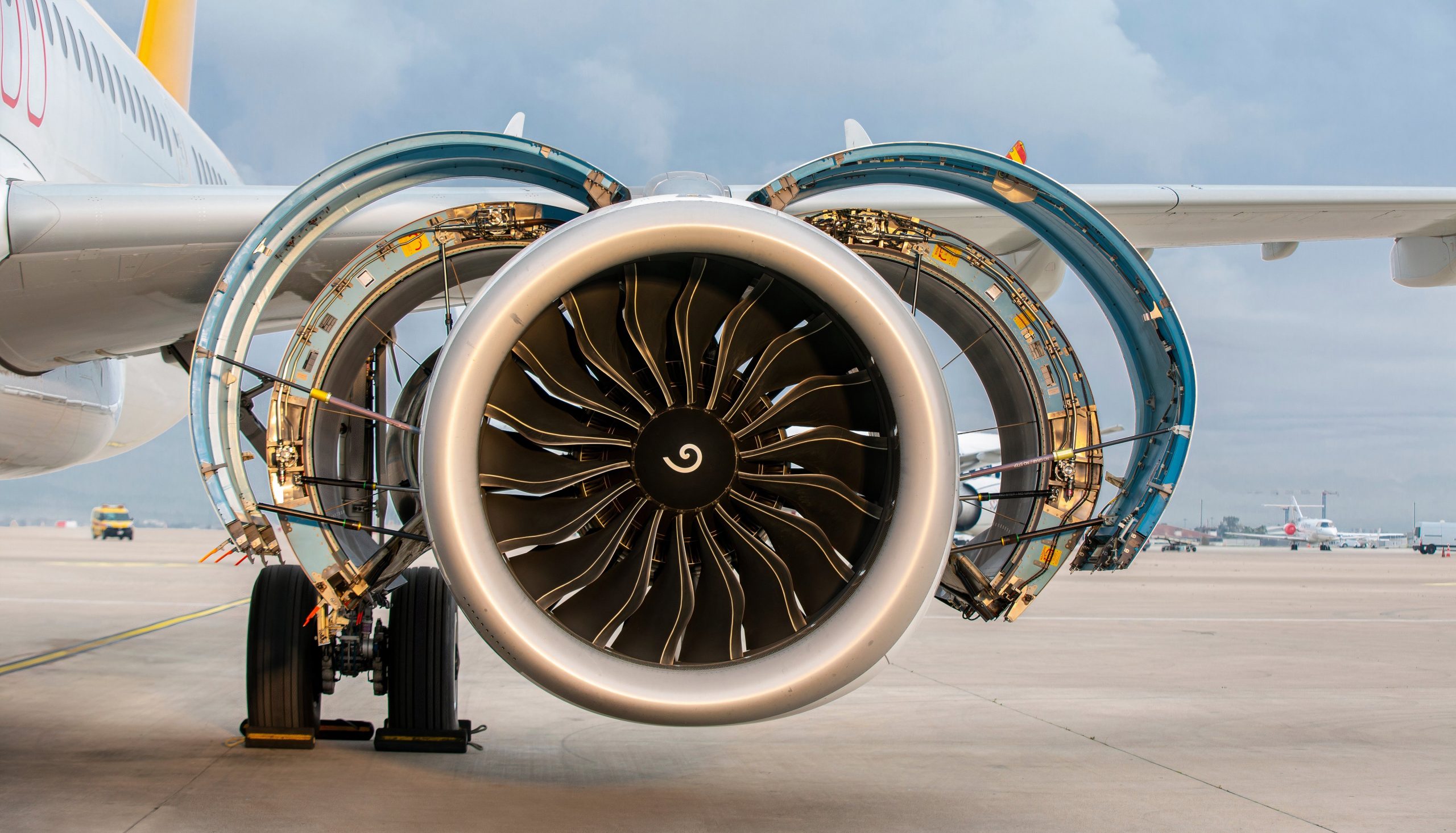 2,216人の雇用に25,000人の雇用：AI Airport Services Limitedの採用がムンバイでカオスにつながります