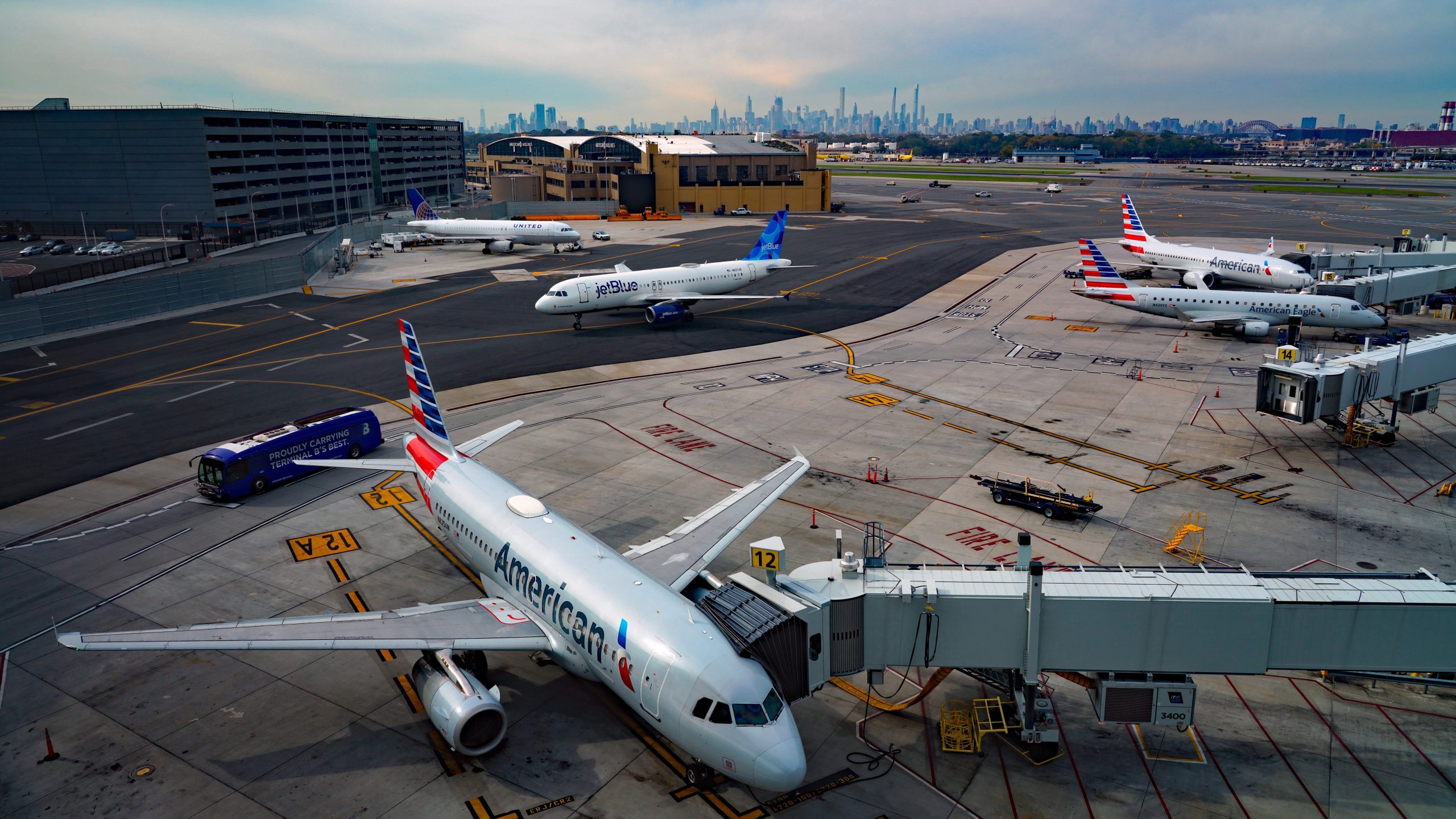 ハイチのポルトー・プリンス・トゥーサン・ルーバーチャー国際空港が再開するにつれて再開