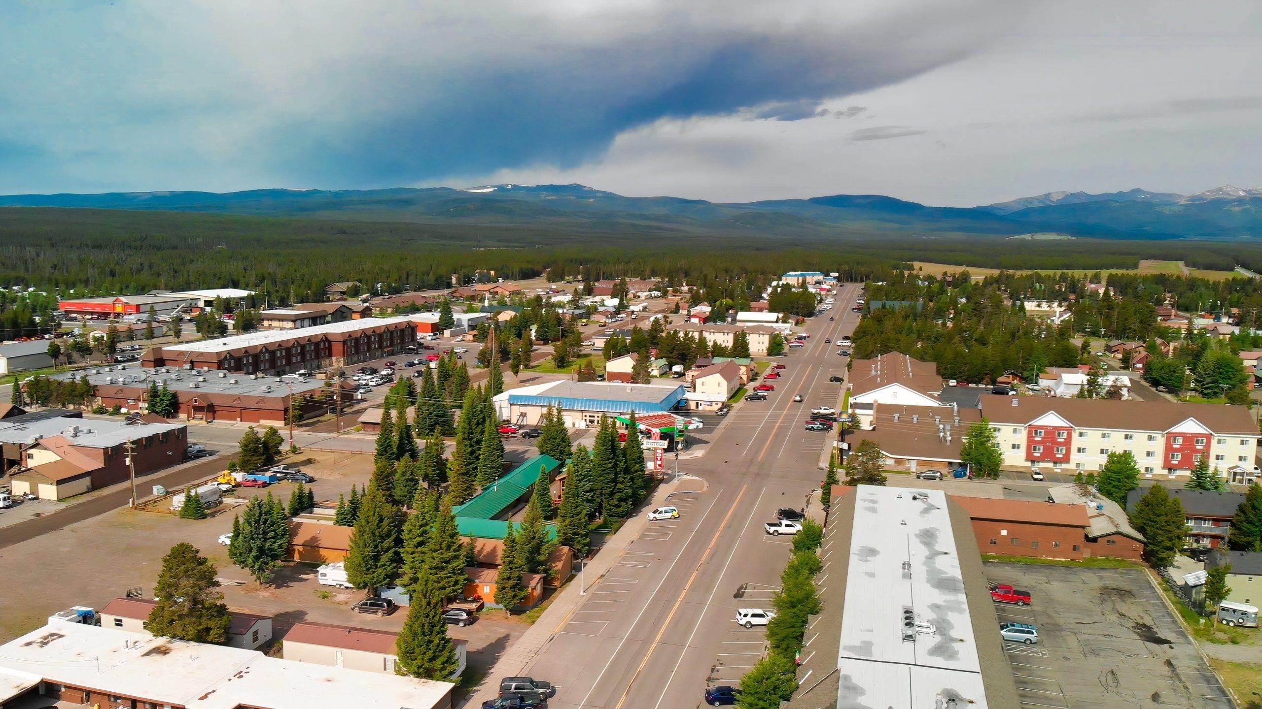 アメリカで最も涼しい小さな町国立公園の玄関口にあります