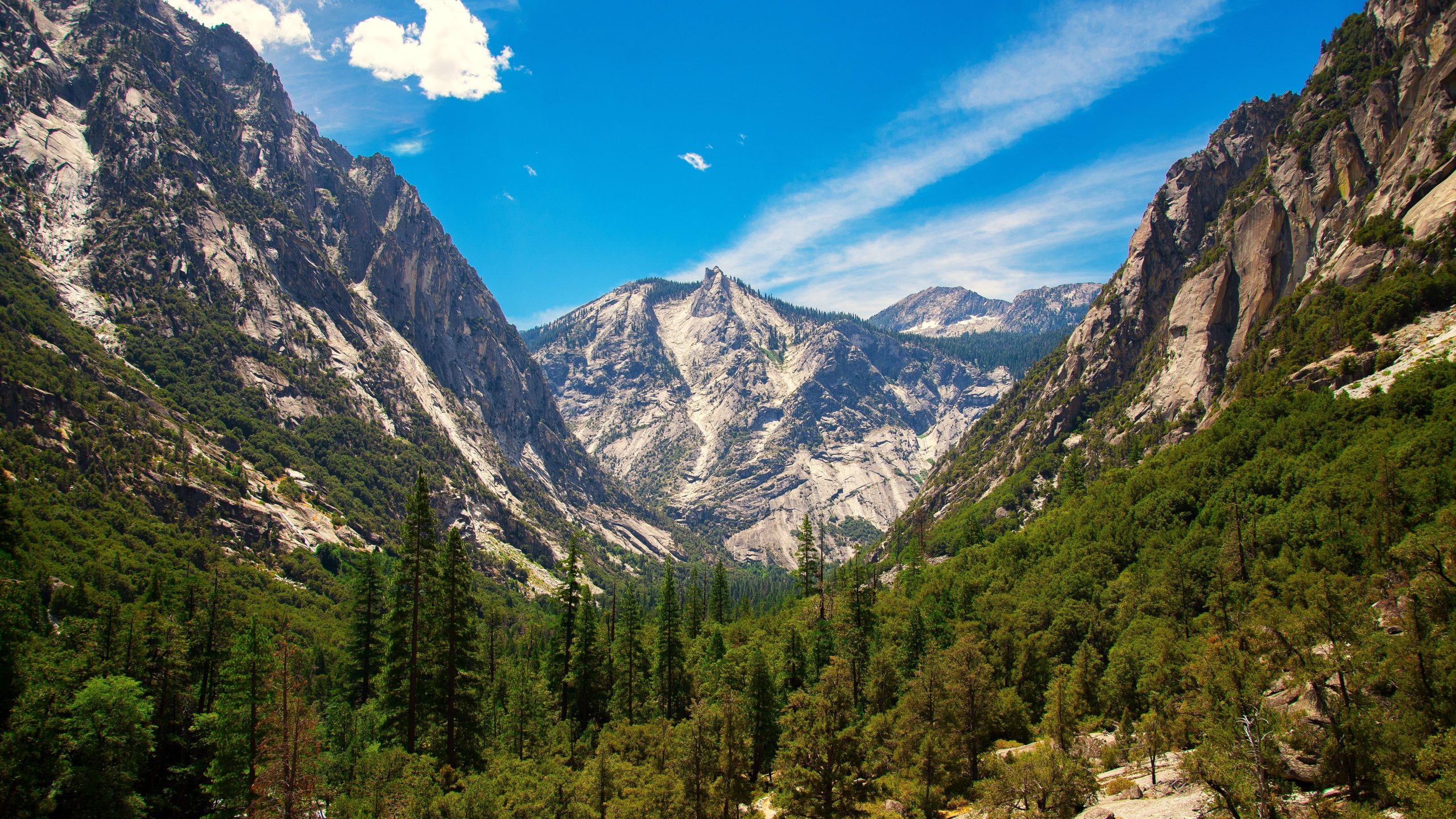 アメリカで最も過小評価されている氷河国立公園の見た目