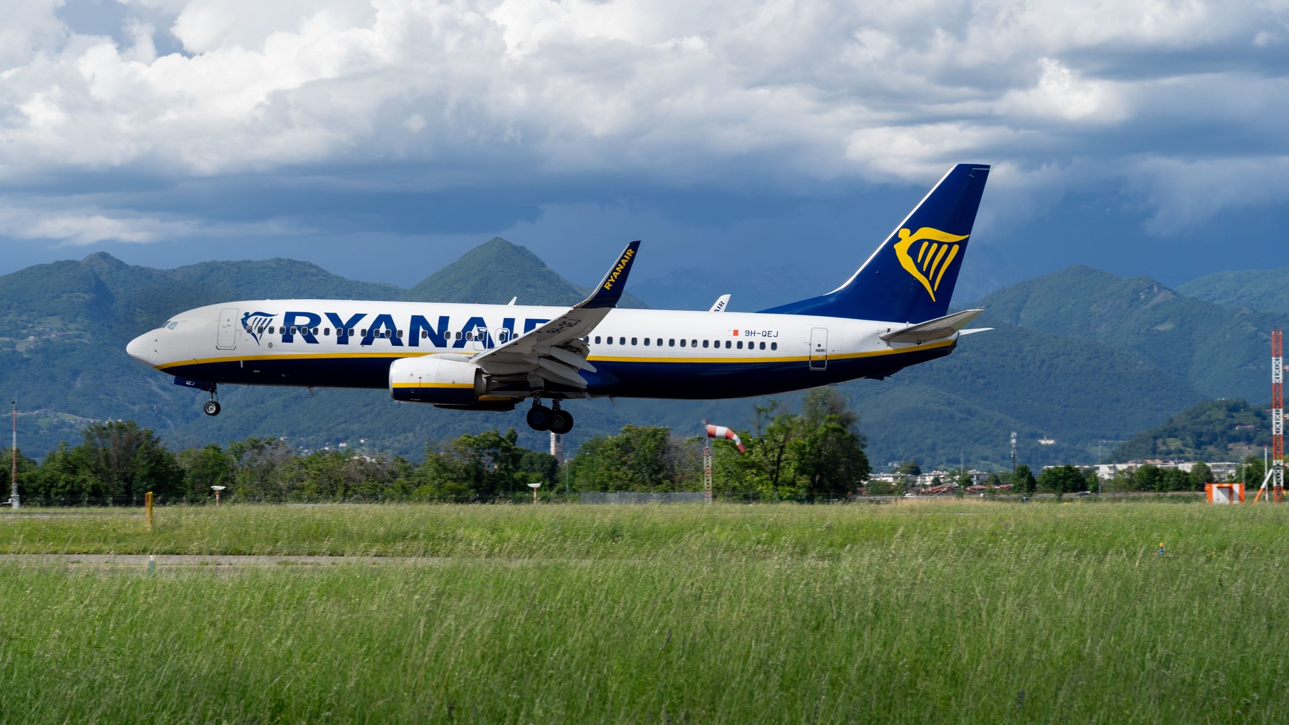 ヨーロッパのLCCSが手荷物料金で1億7900万ユーロの罰金を科された後、ライアンエア