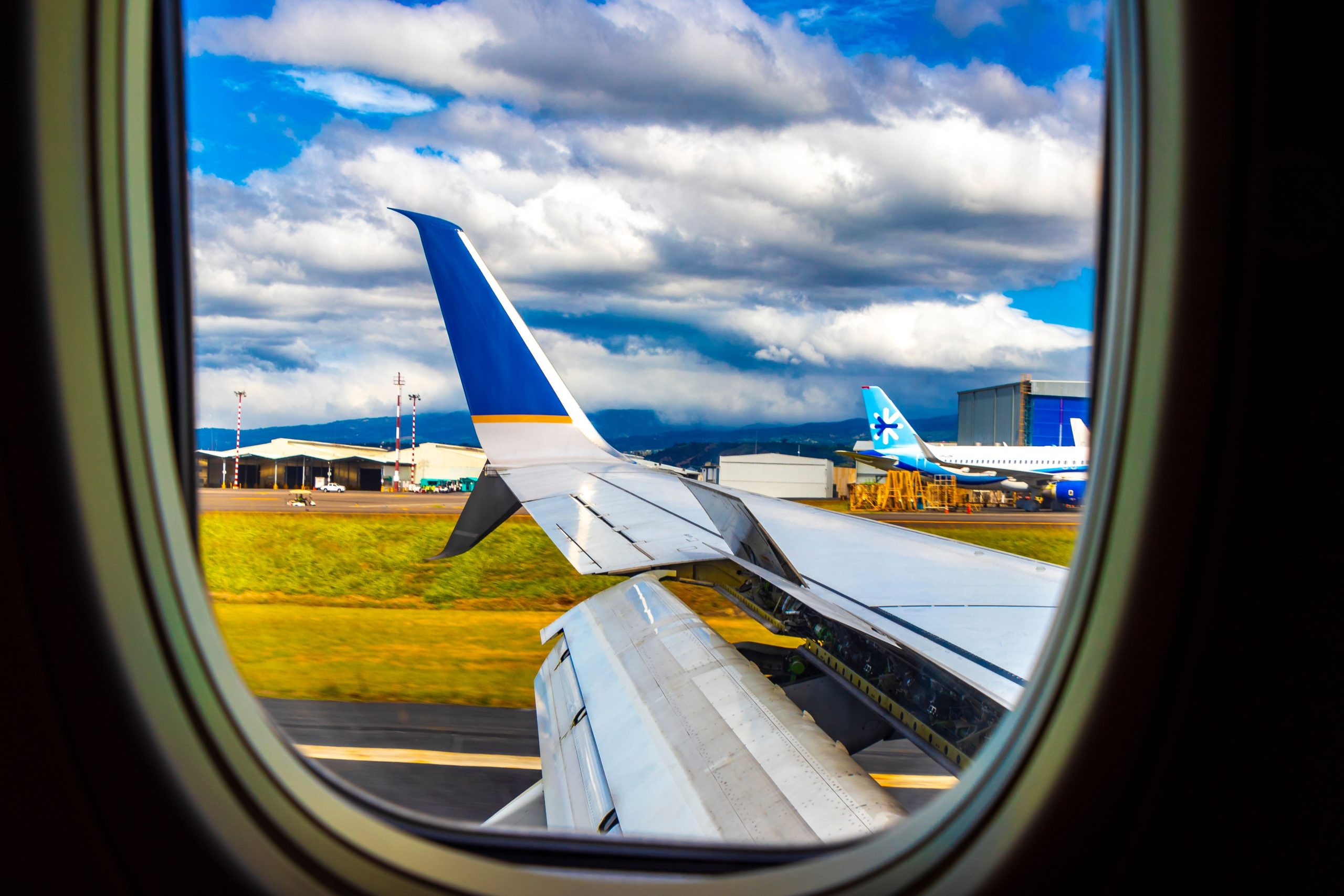 航空会社がチケットを販売する3つの主要な方法