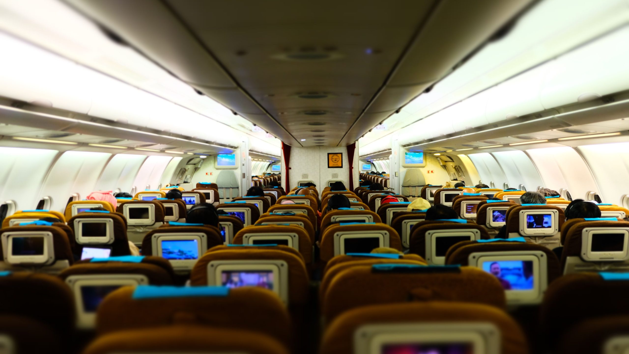 トップ10のボーイング777-300ERオペレーターのビジネスクラスのキャビンが比較されました