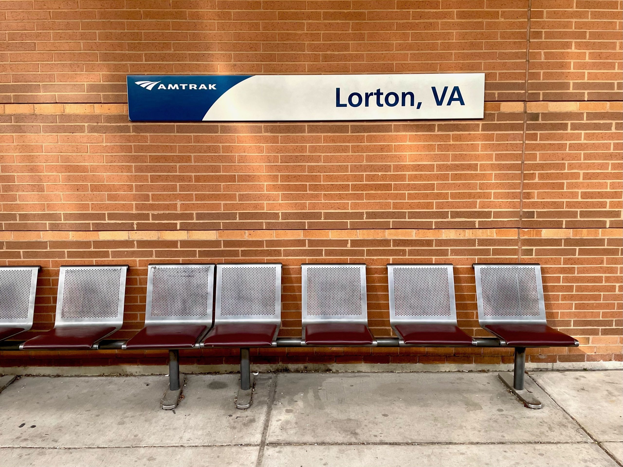 アムトラックバージニアは、ニューリバーバレープロジェクトで真剣にアップグレードしようとしています