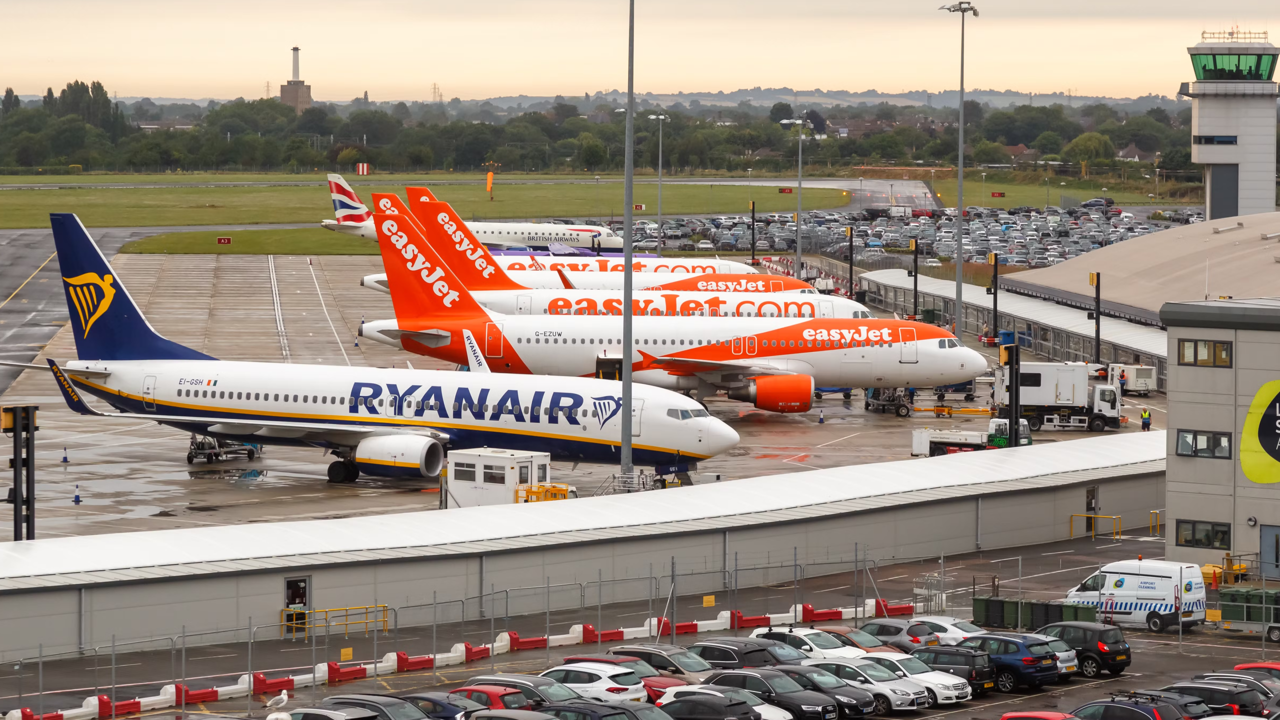 ロンドンサウスエンドは、40マイル離れているにもかかわらず、実際にロンドン空港と見なされています