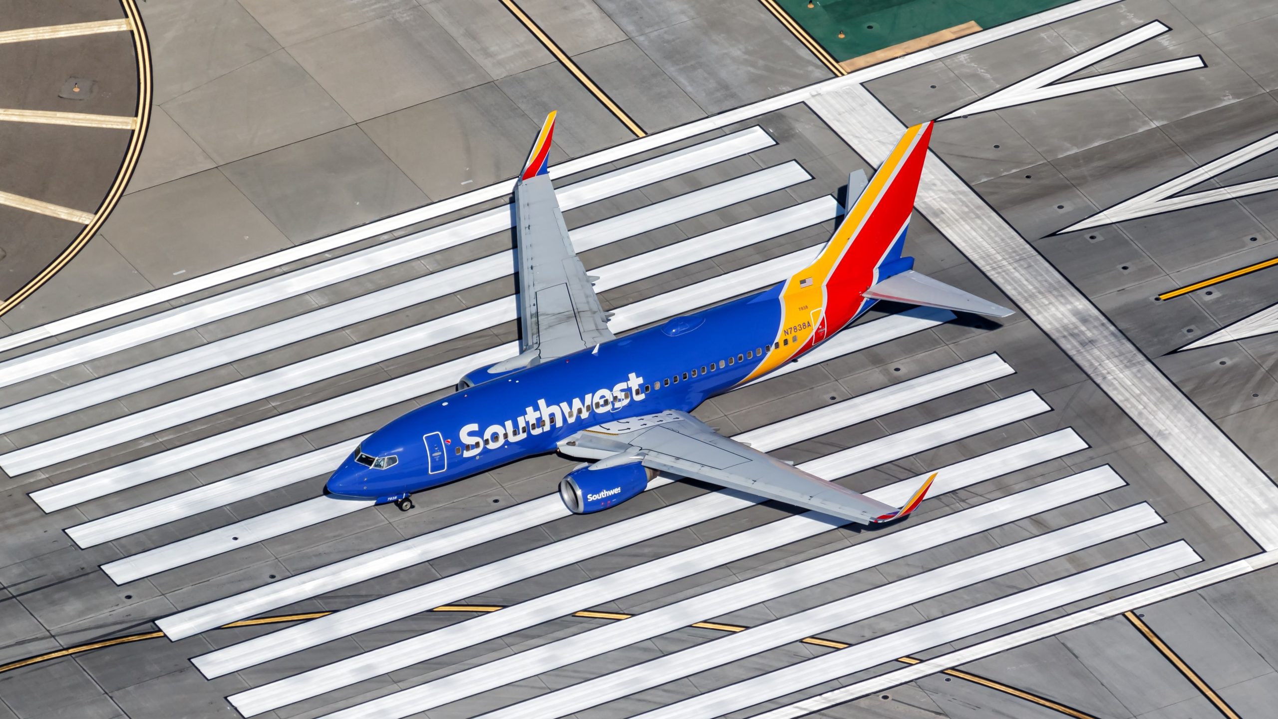 FAAは、一部のシンシナティフライトが神秘的な非ATC放送をどのように受け取ったかを調査することを決定します