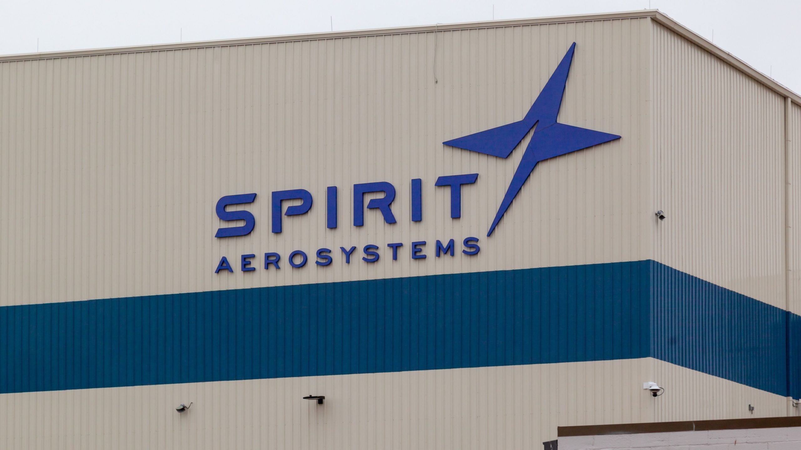 Spirit Aerosystems Engineering Unionは、23％の賃金上昇を提供する新しい契約を受け入れます