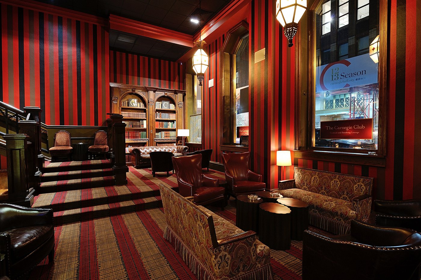 あなたが聞いたことのないNYCの定番：葉巻ラウンジ