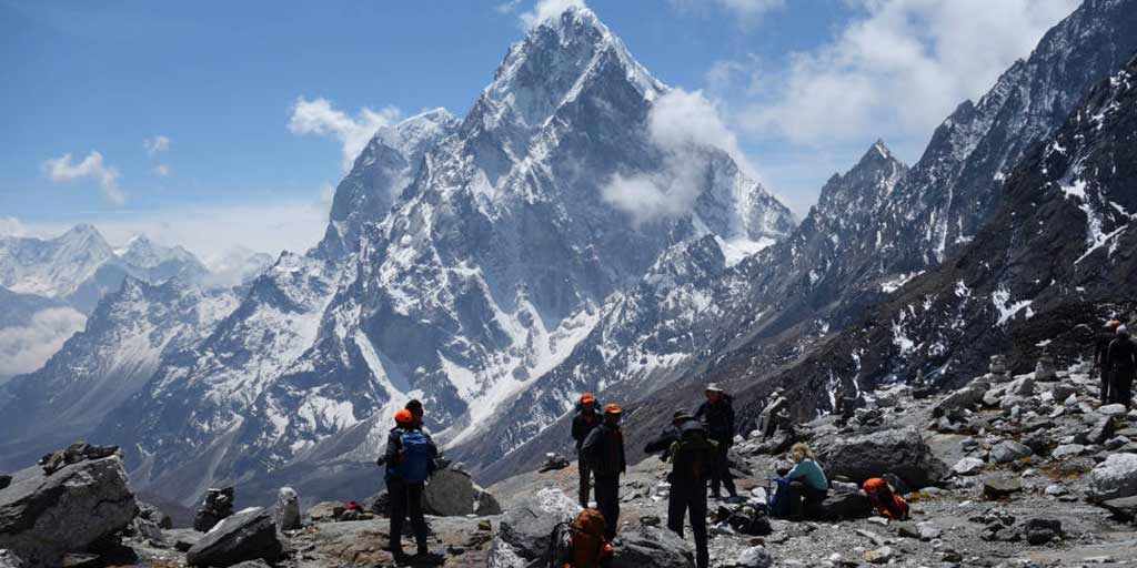 トレッキングフード：ネパールでハイキング中に食べるもの