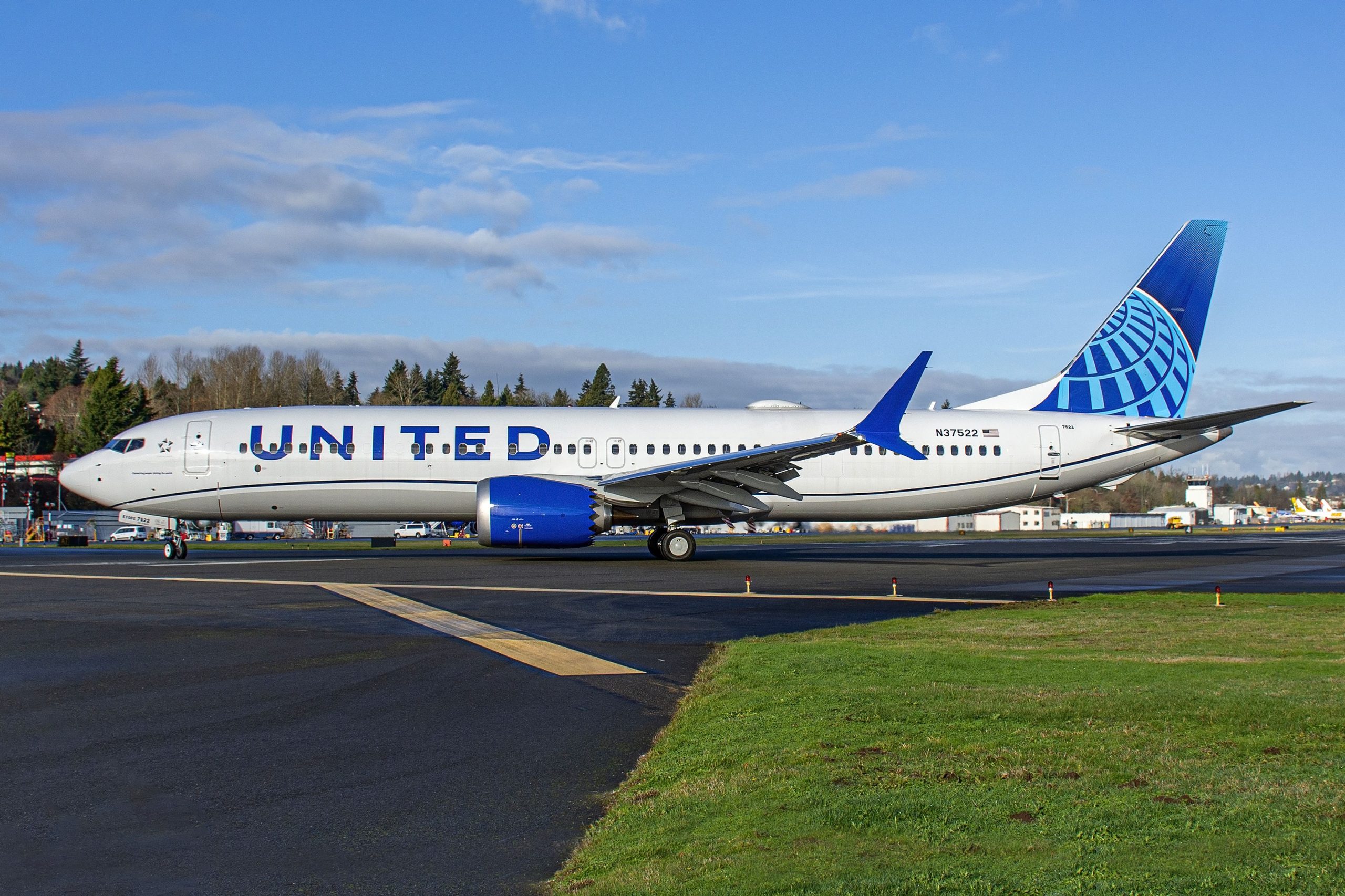 ユナイテッド航空の乗組員は、障害のある息子がいる乗客に対する共感のない不適切な行動