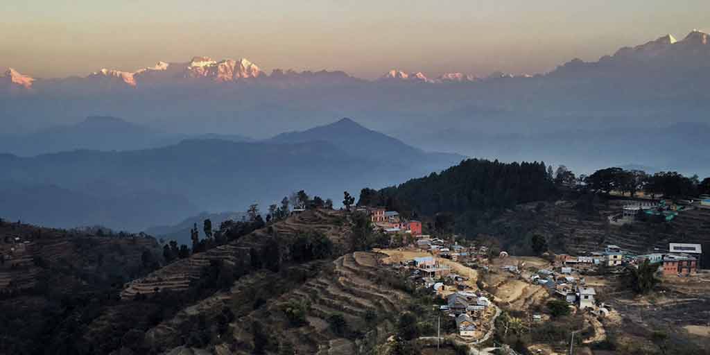 いつ行くか：ネパールでハイキングするのに最適な時期はいつですか