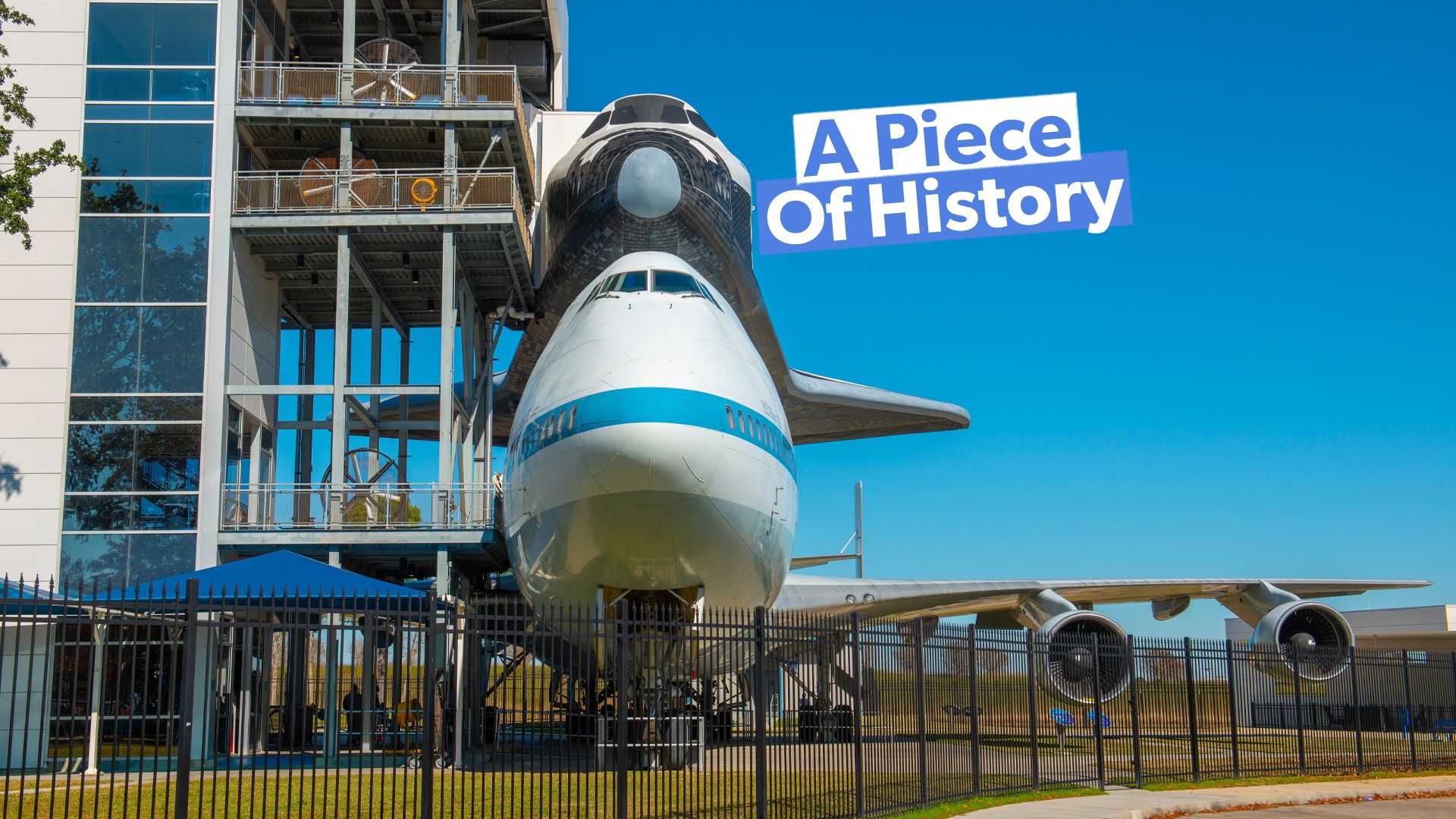 どのボーイング747バリアントがシャトルキャリア航空機として使用されましたか？