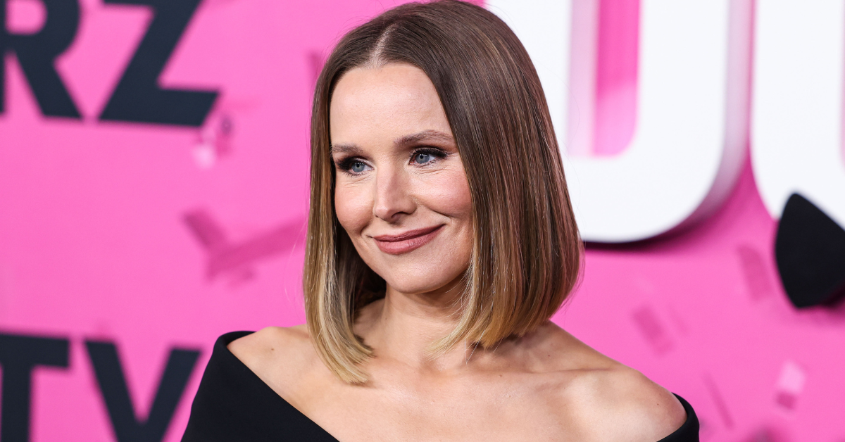 クリステン・ベルがジミー・キンメルのライブインタビュー中にスカンジナビアのディズニーランドを襲った