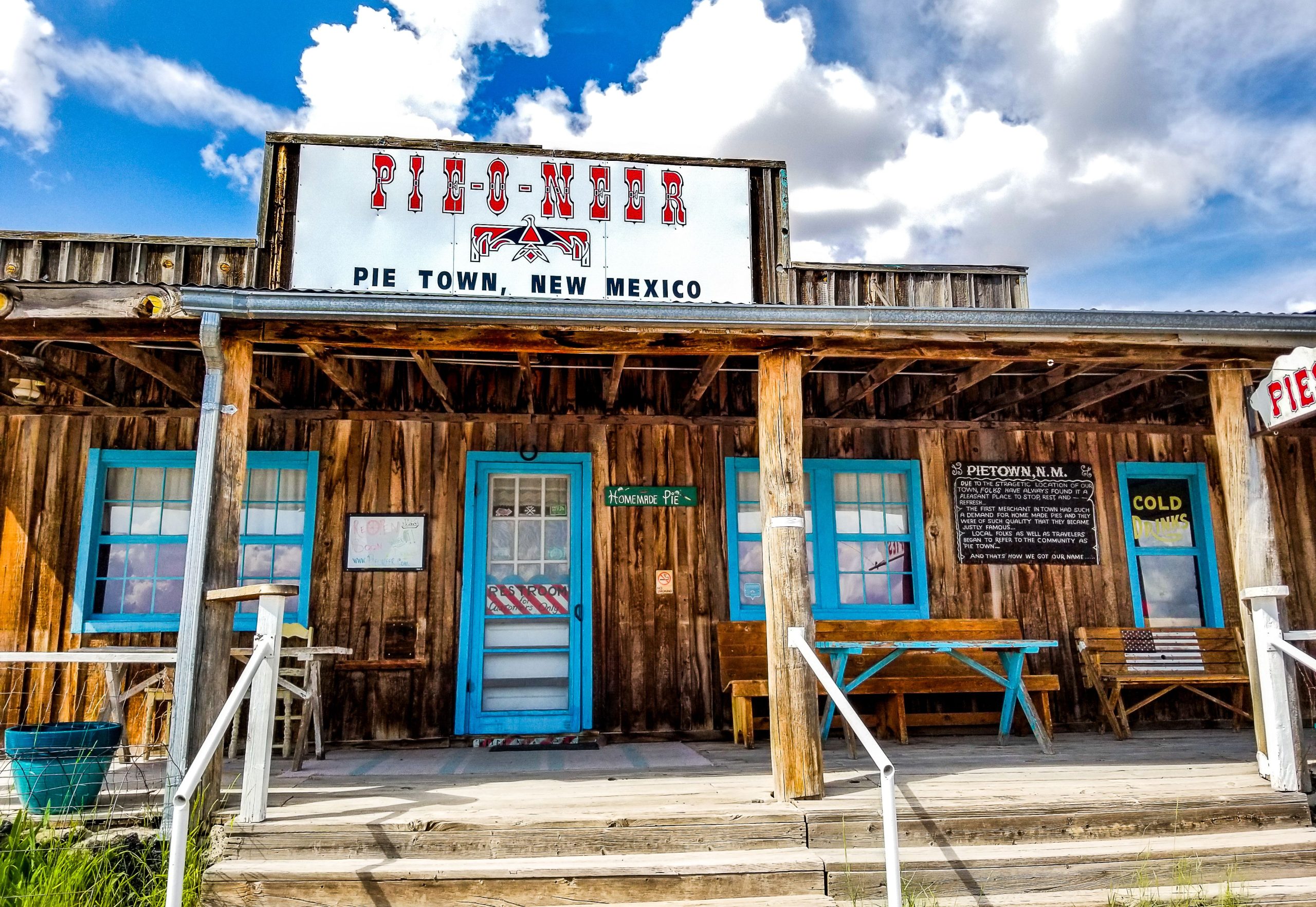 ニューメキシコの「パイタウン」は、風変わりな旅行者にとって驚くほどおいしい目的地です