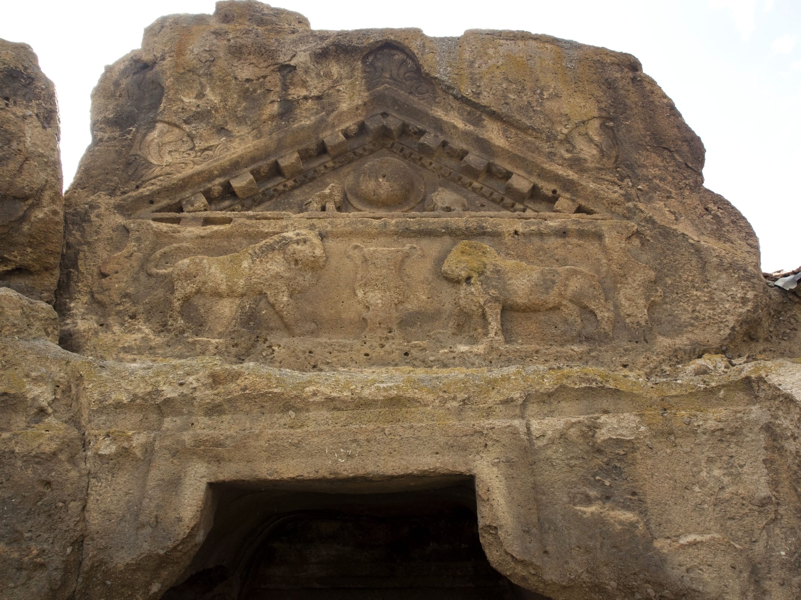 「キング・ミダス」部族の古代の碑文が解読されました