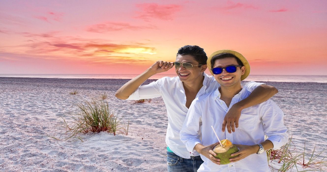 群衆が少ないビーチのために、この小さなフロリダの町を訪れてください