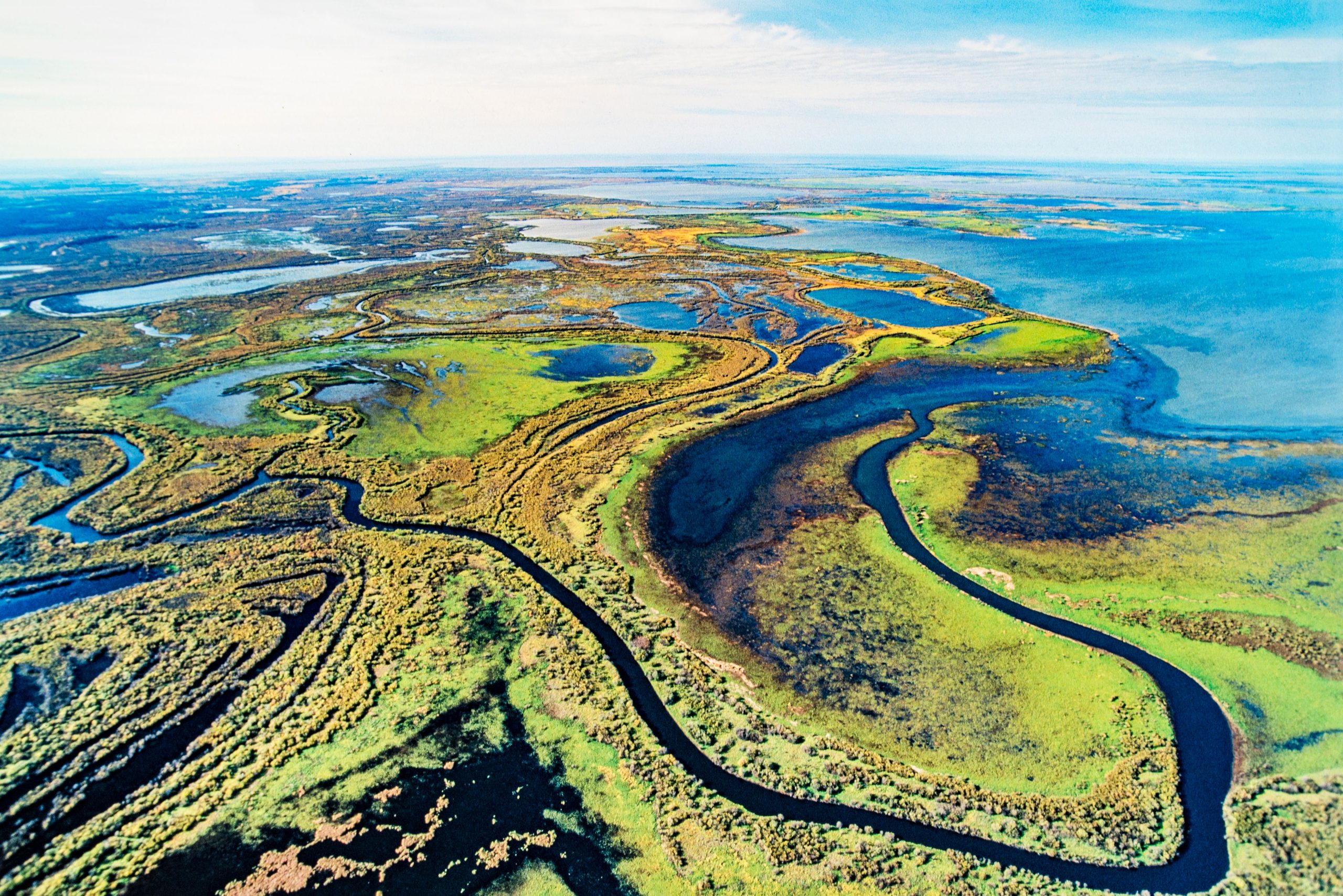 スキップバンフ：カナダ最大の国立公園はより大きく、より良いです